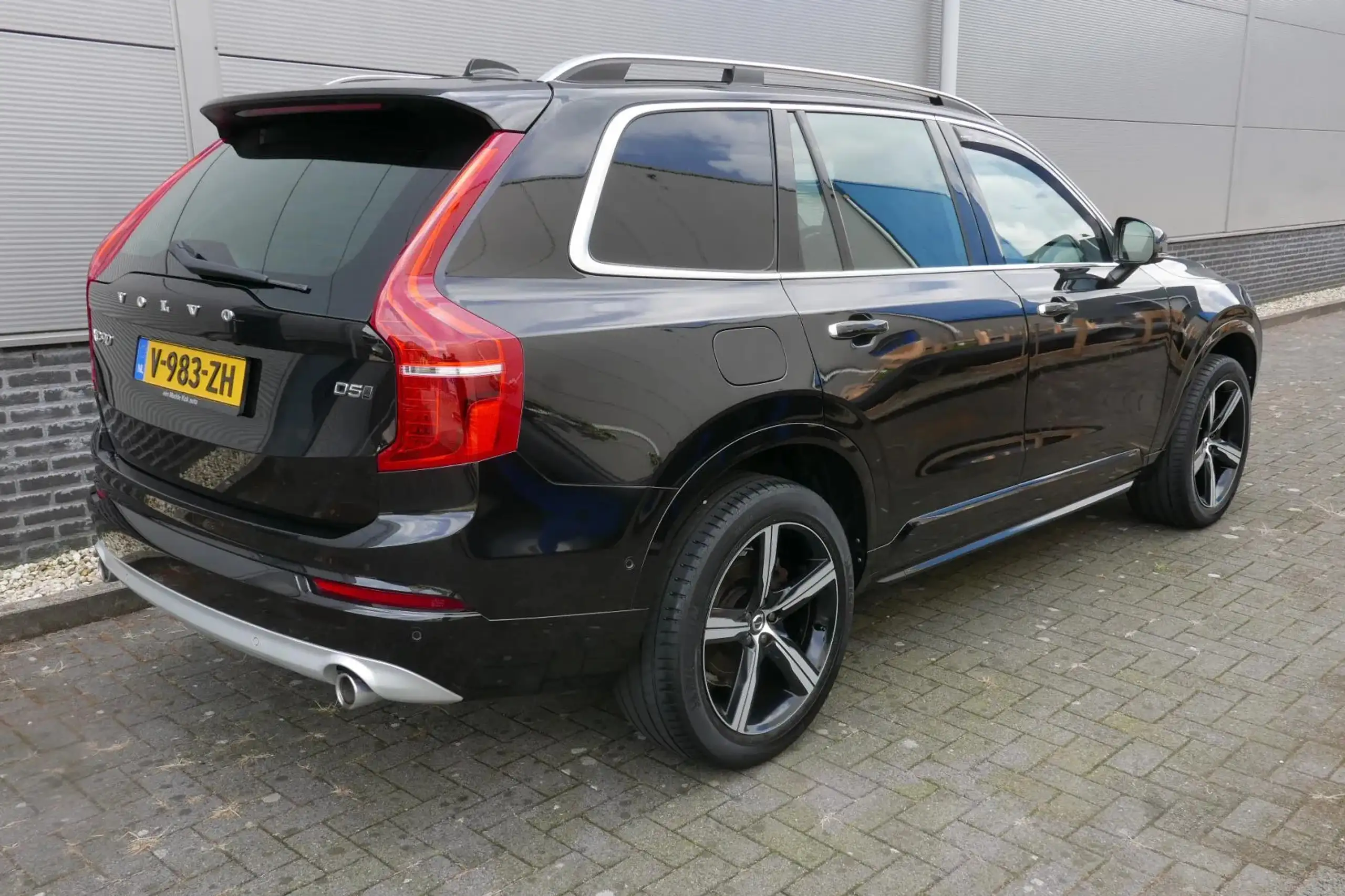 Volvo - XC90