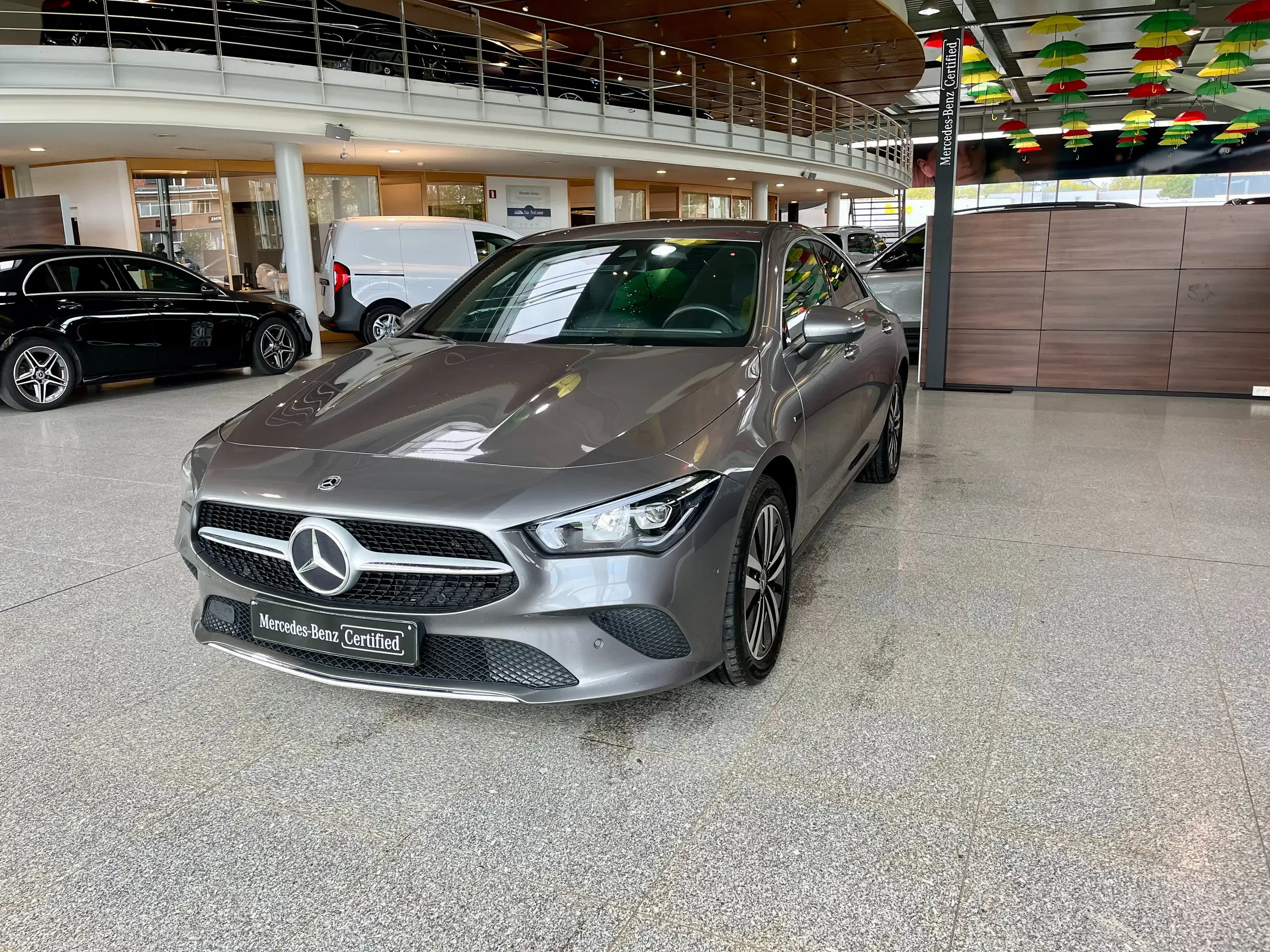 Mercedes-Benz - CLA 250