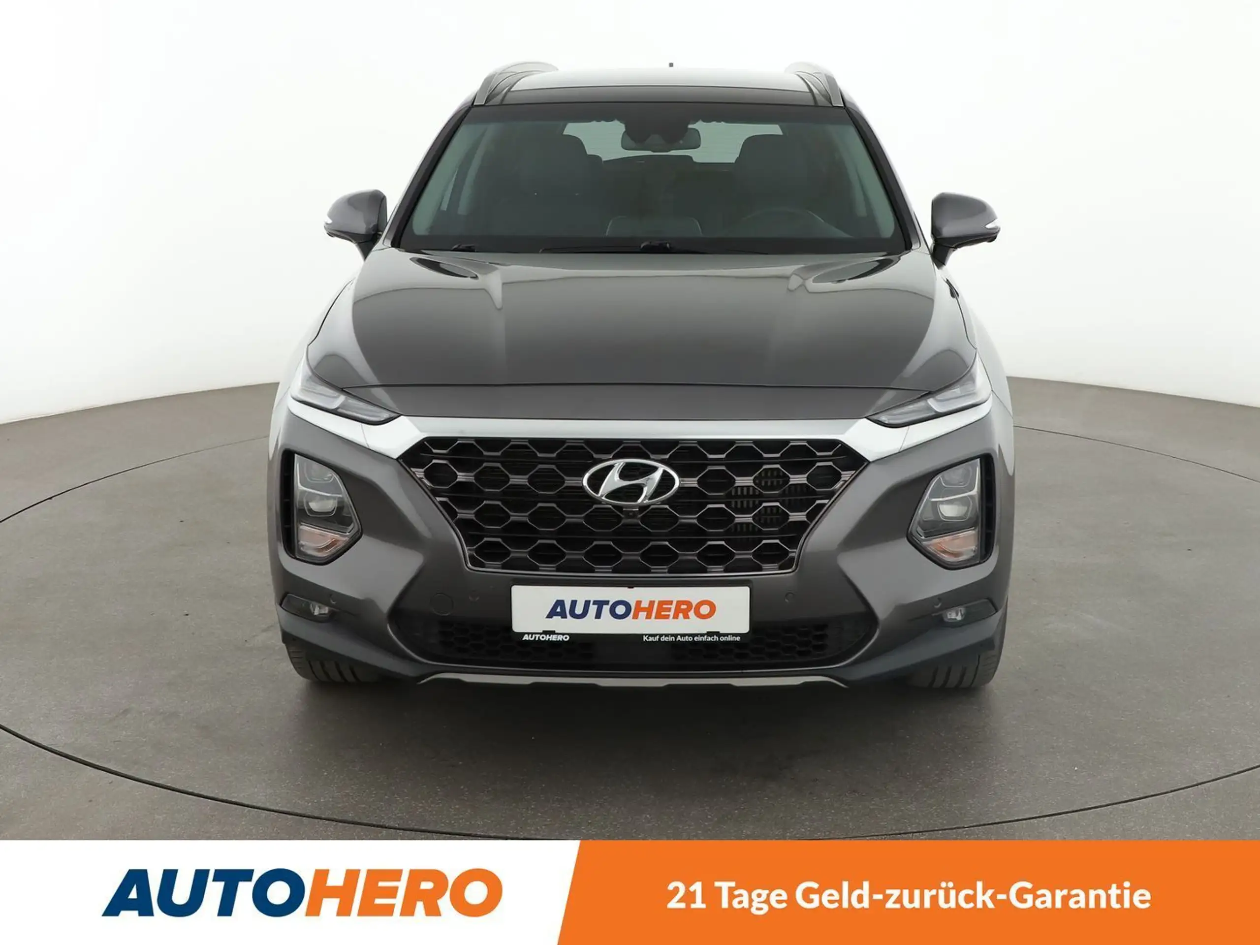 Hyundai - SANTA FE