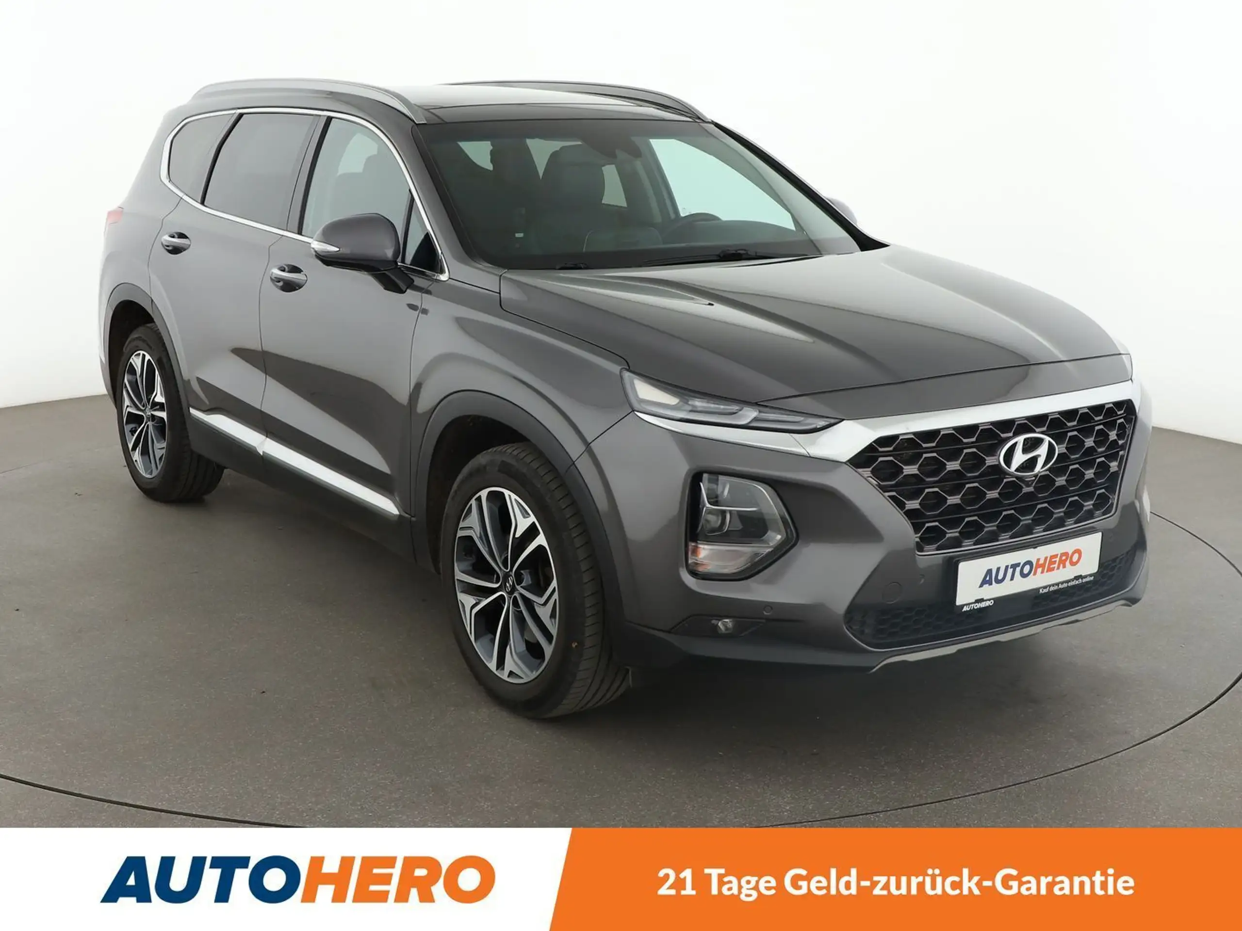 Hyundai - SANTA FE