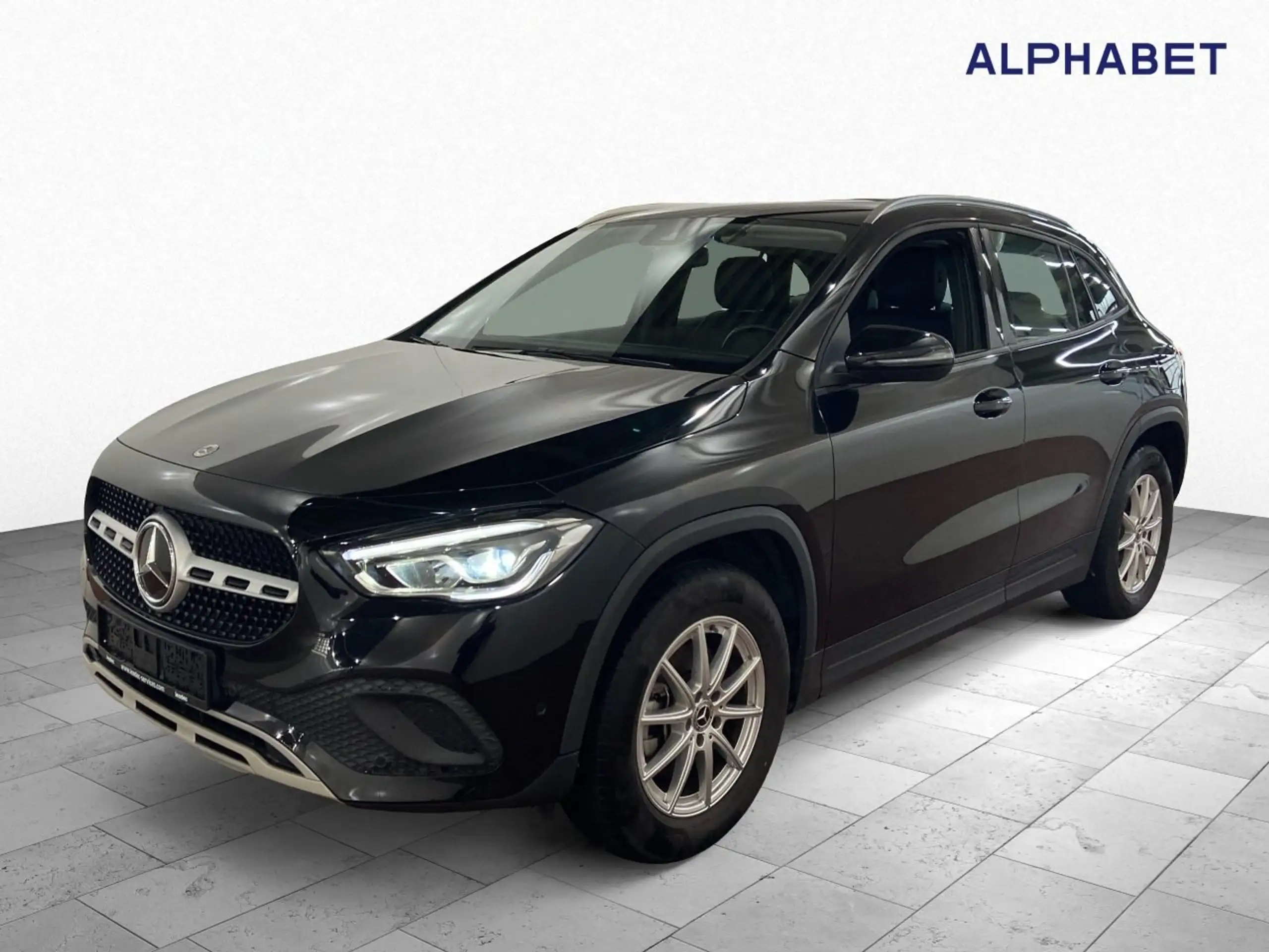 Mercedes-Benz GLA 180 2021