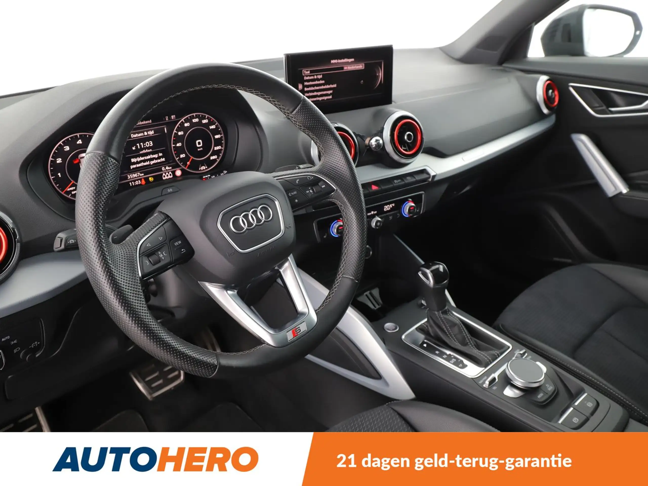 Audi - Q2