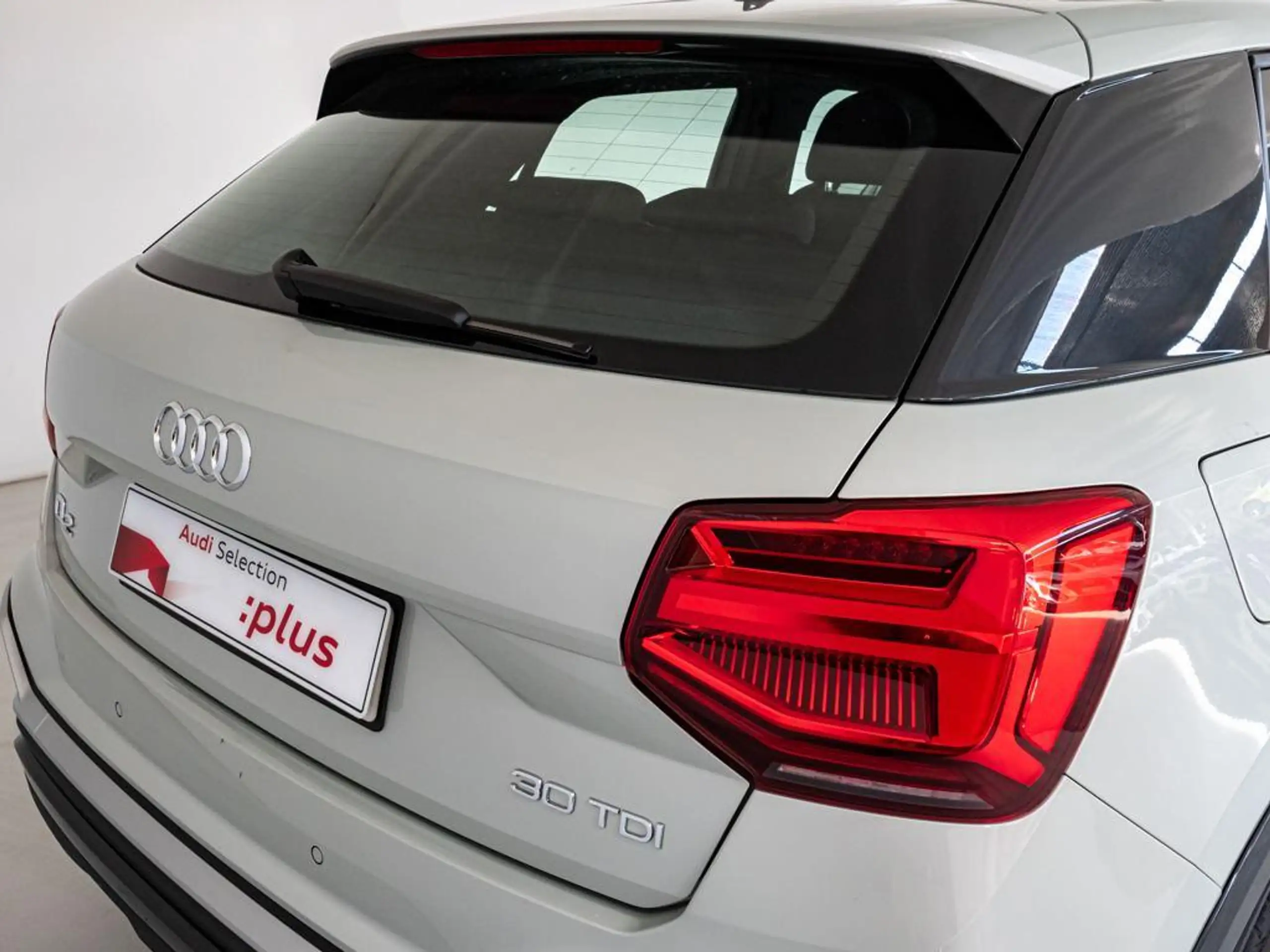 Audi - Q2