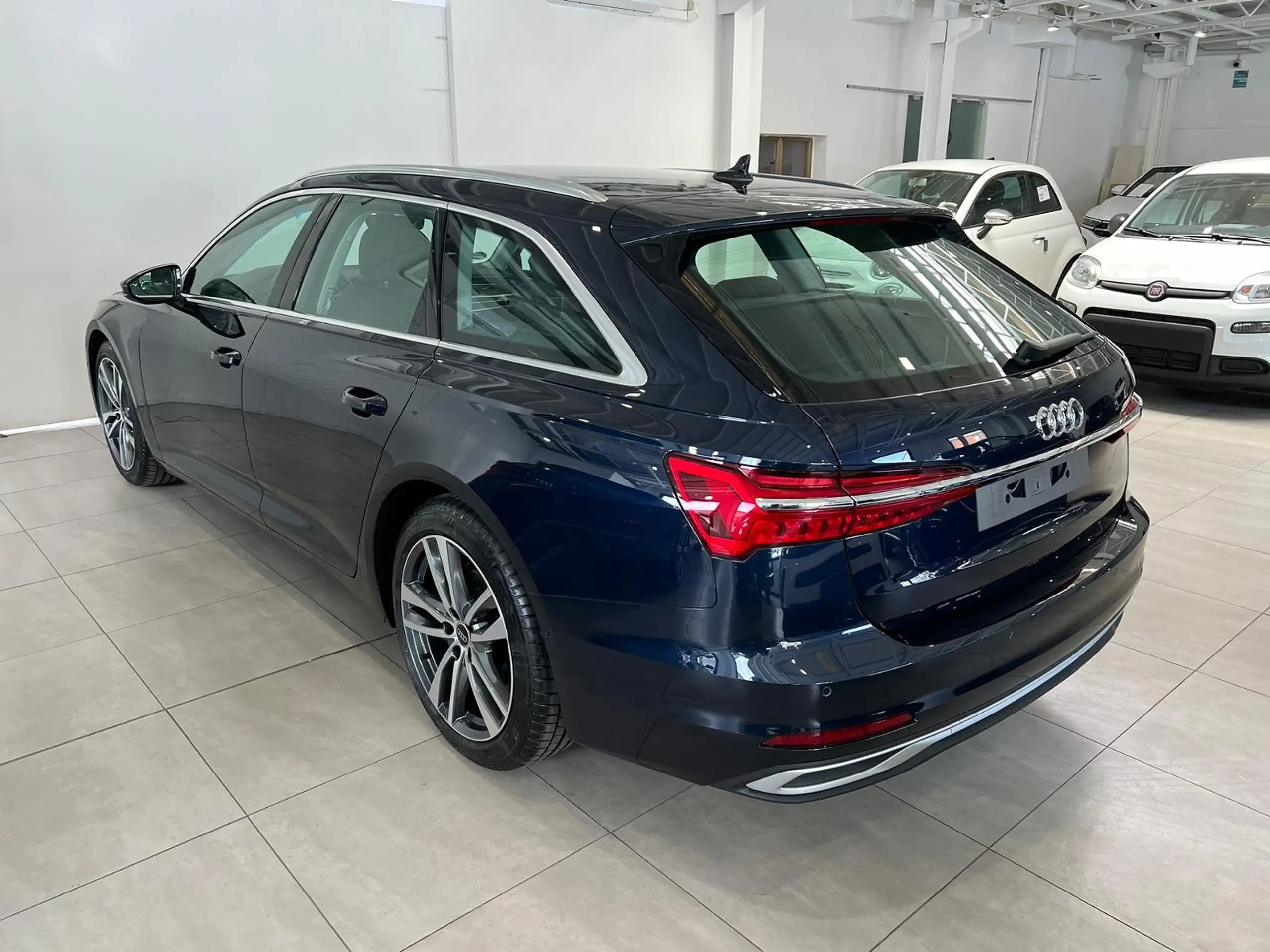 Audi - A6