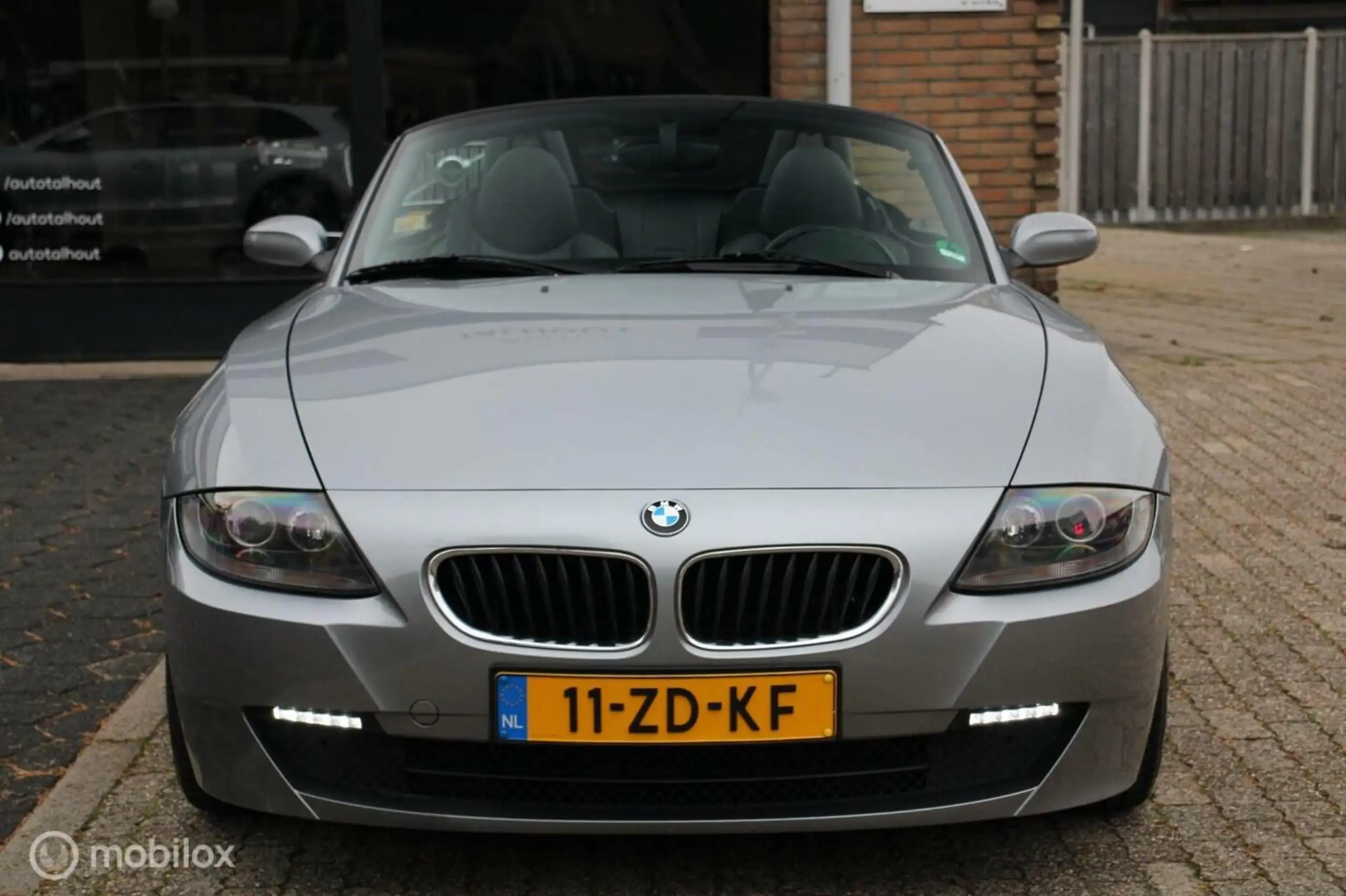 BMW - Z4