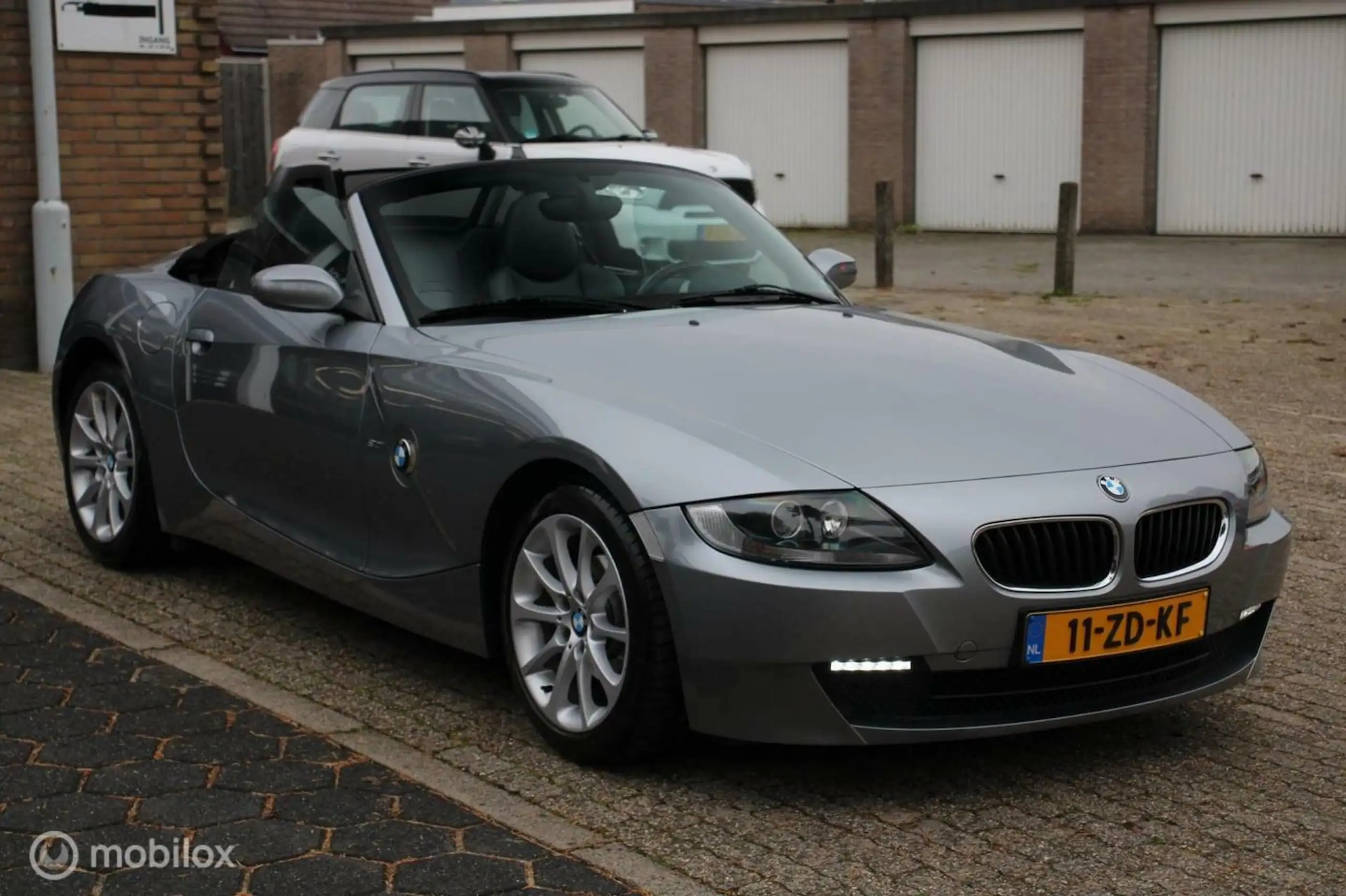 BMW - Z4