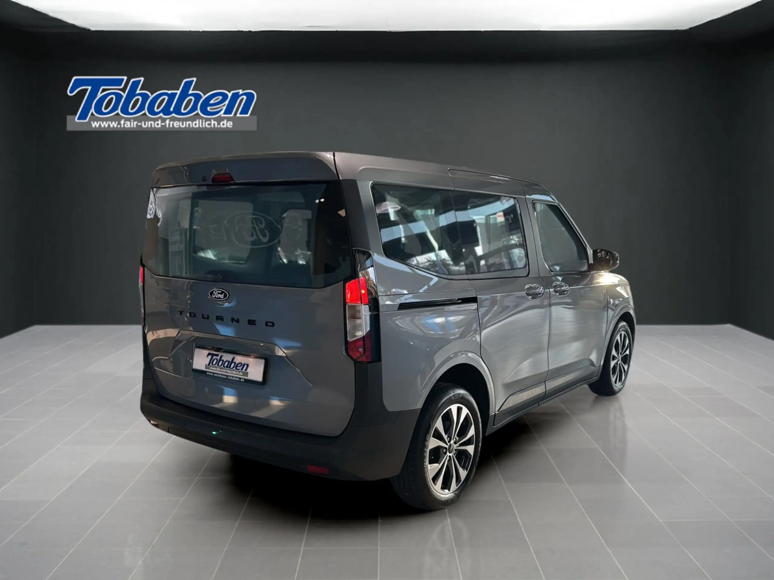 Ford - Tourneo Courier