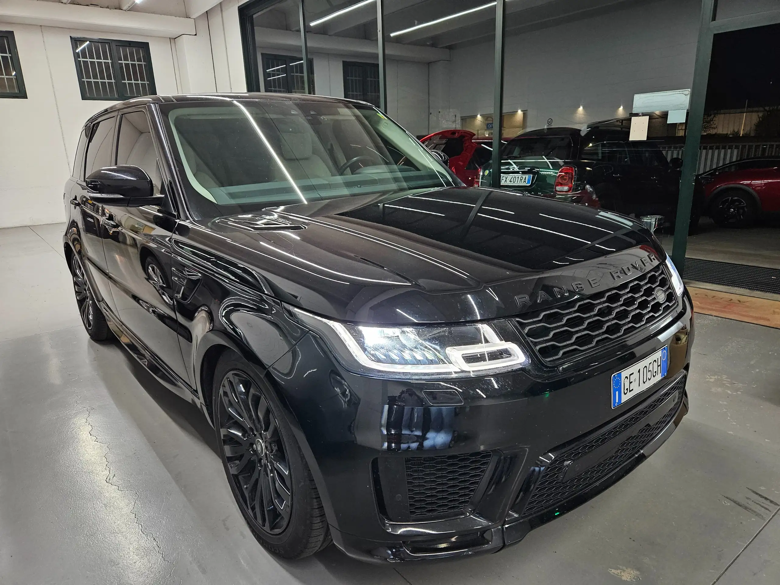 Land Rover - Range Rover Sport