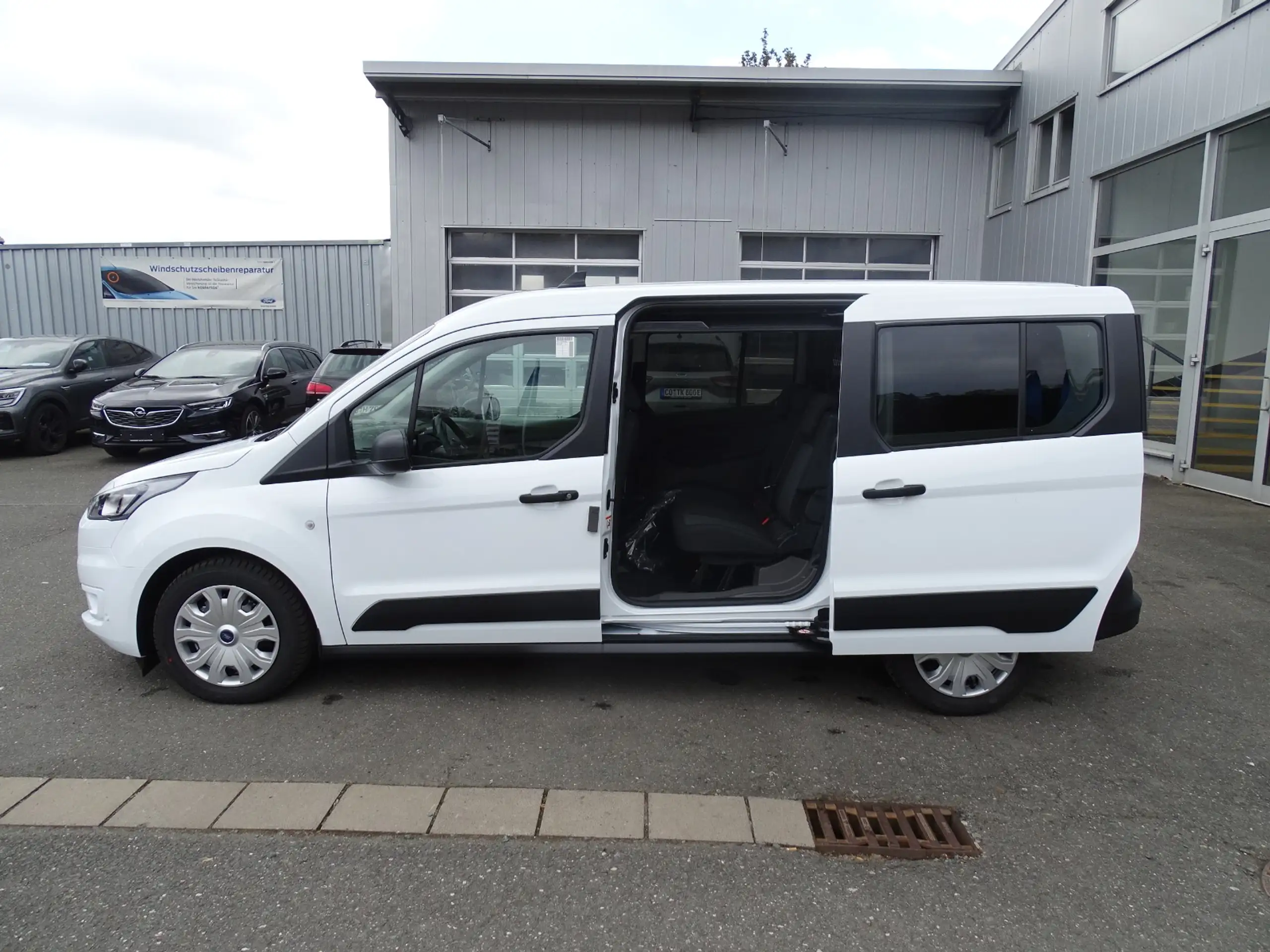 Ford - Transit Connect