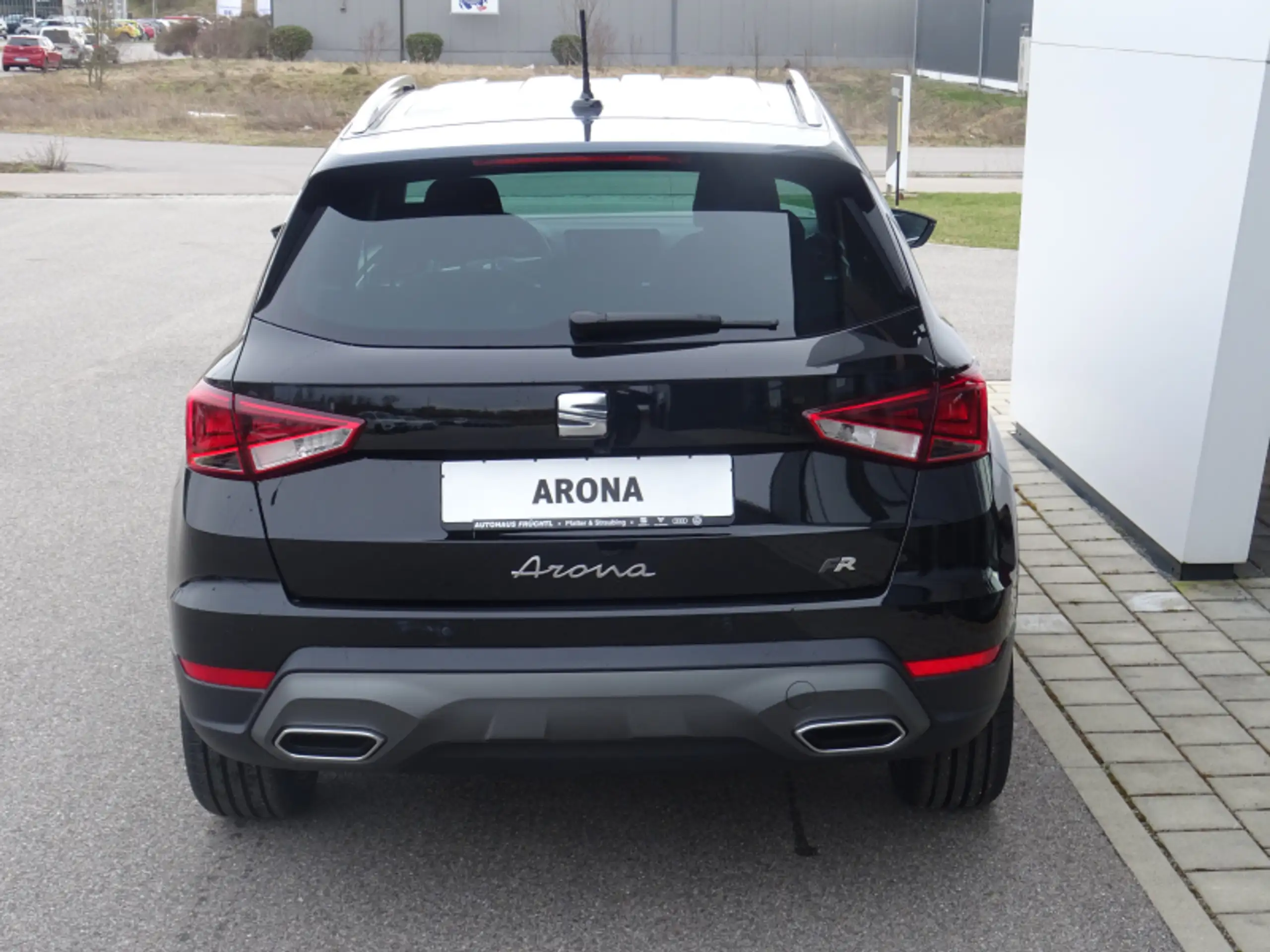 SEAT - Arona