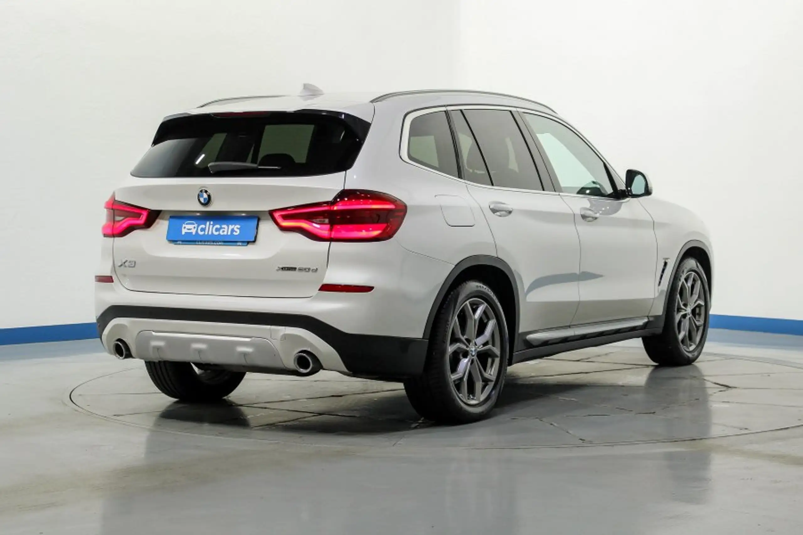 BMW - X3