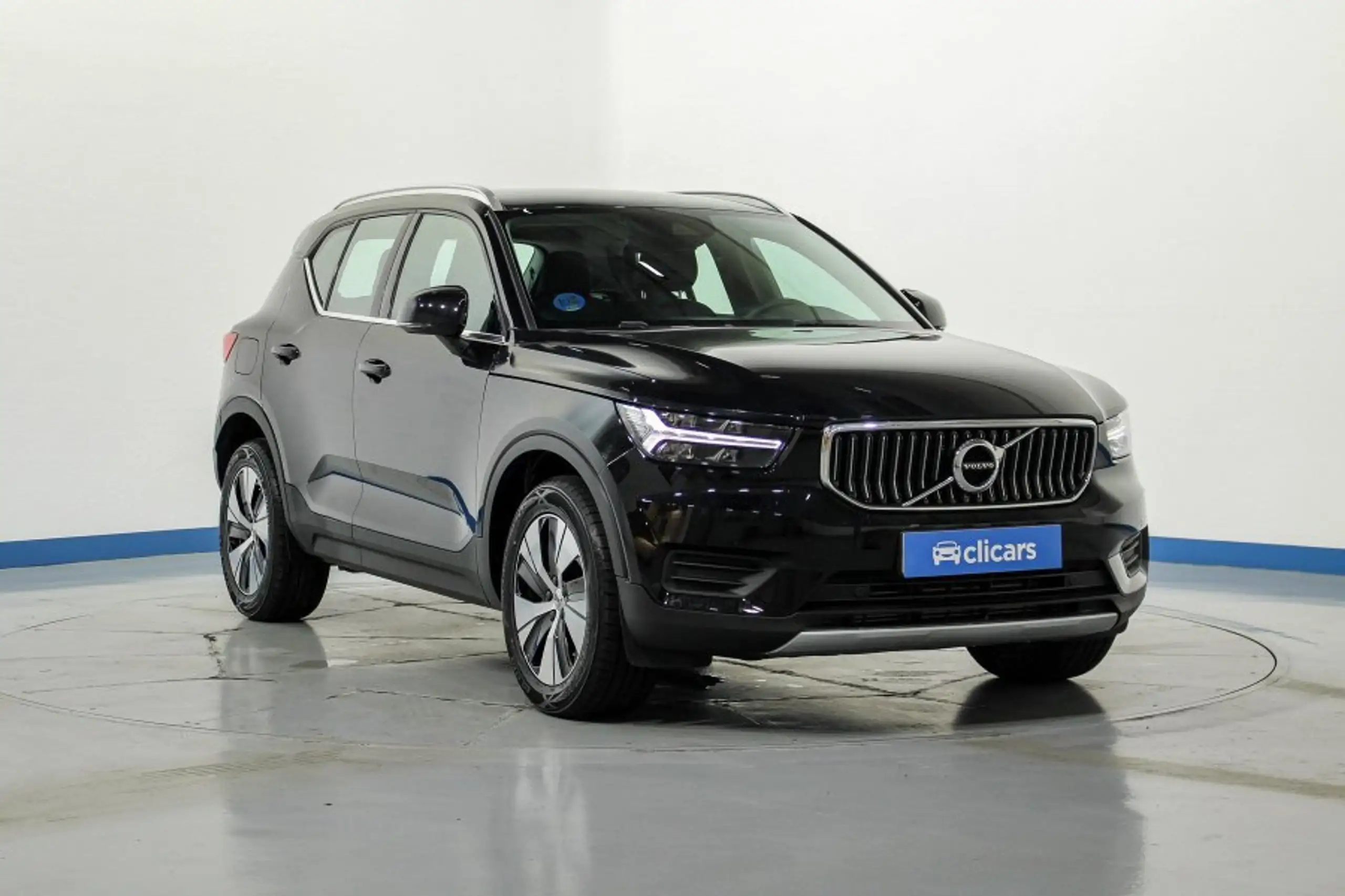 Volvo - XC40