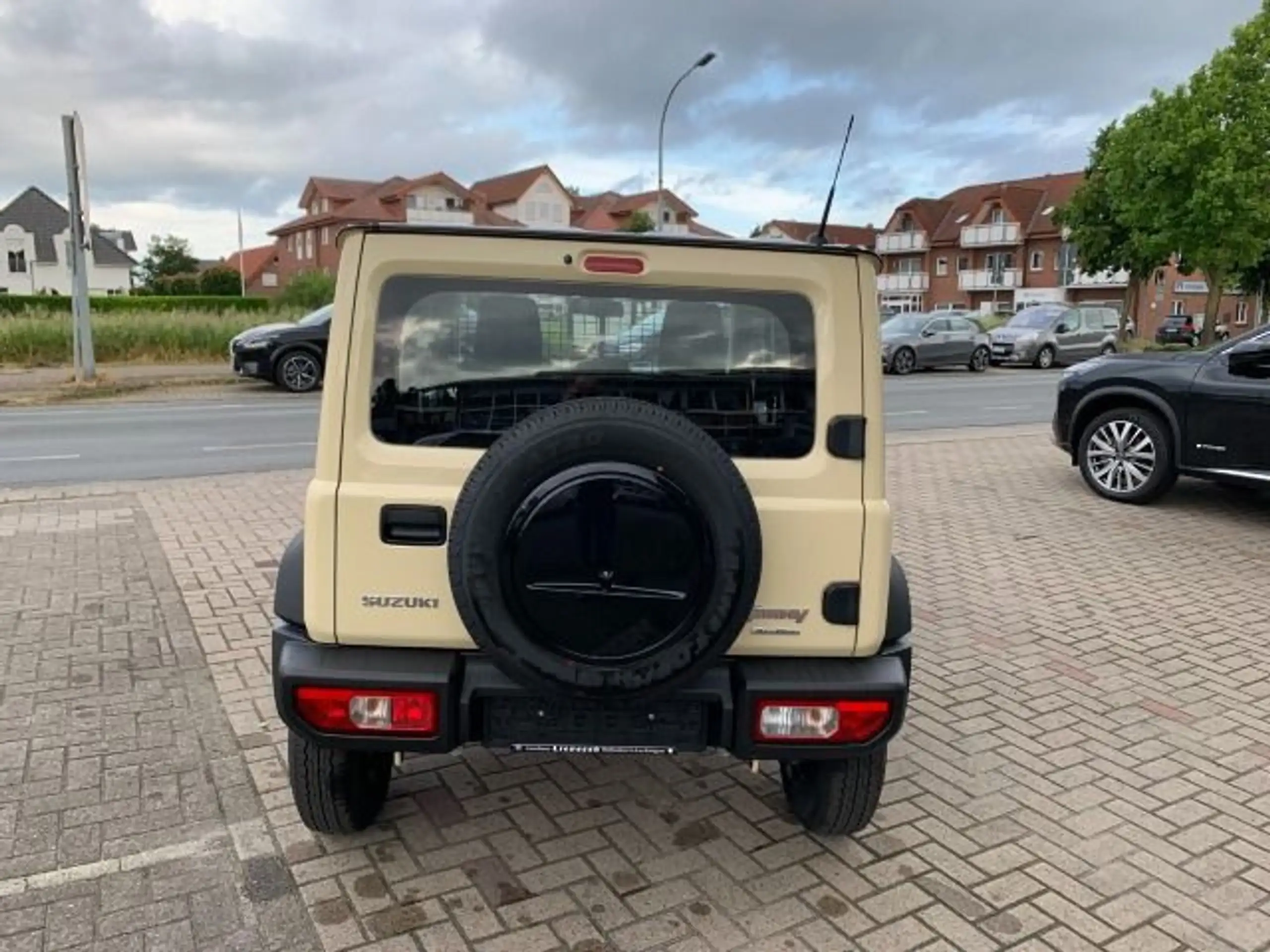 Suzuki - Jimny