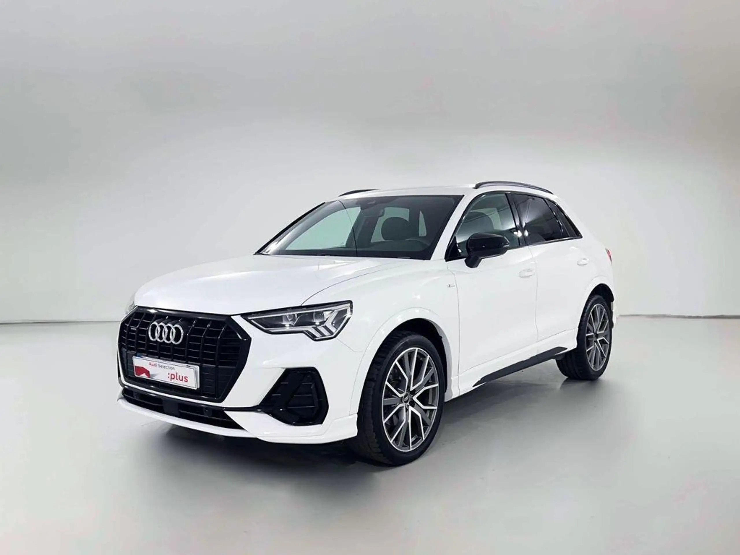 Audi - Q3