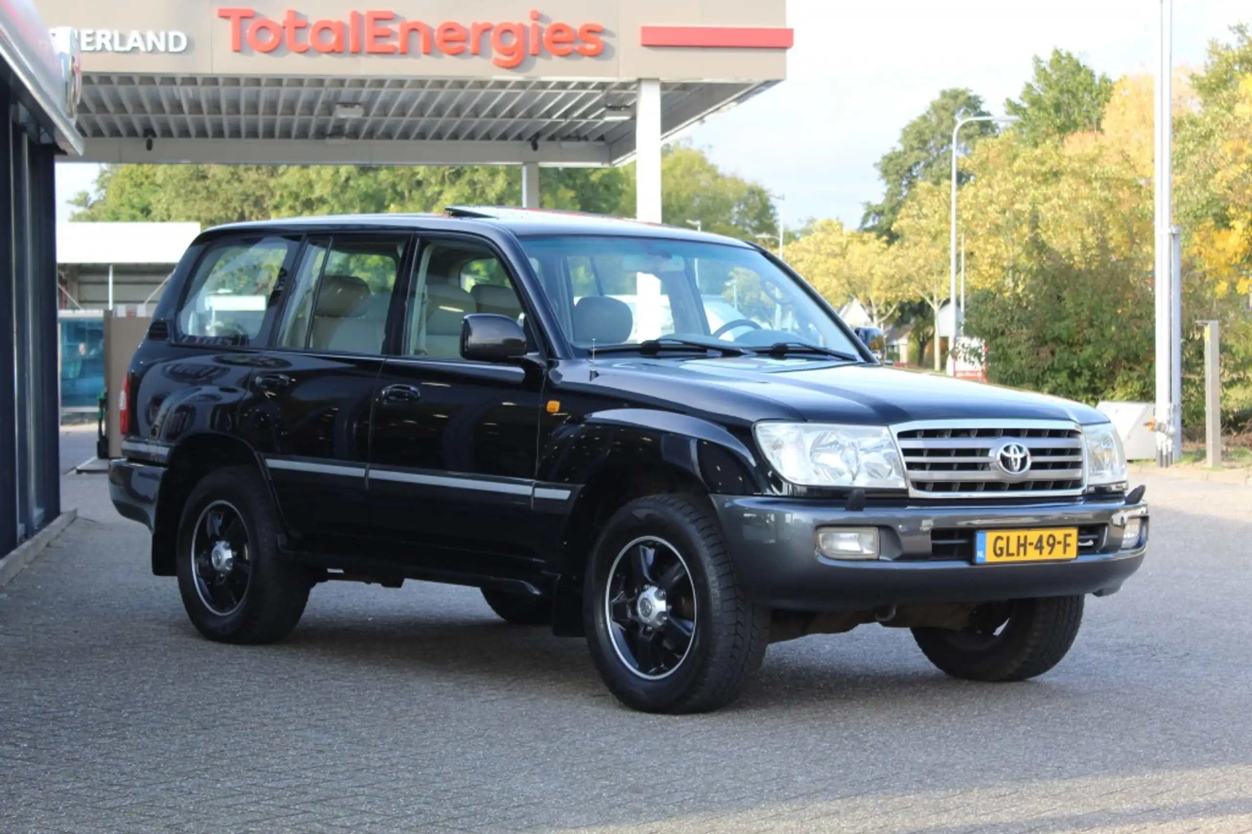 Toyota - Land Cruiser