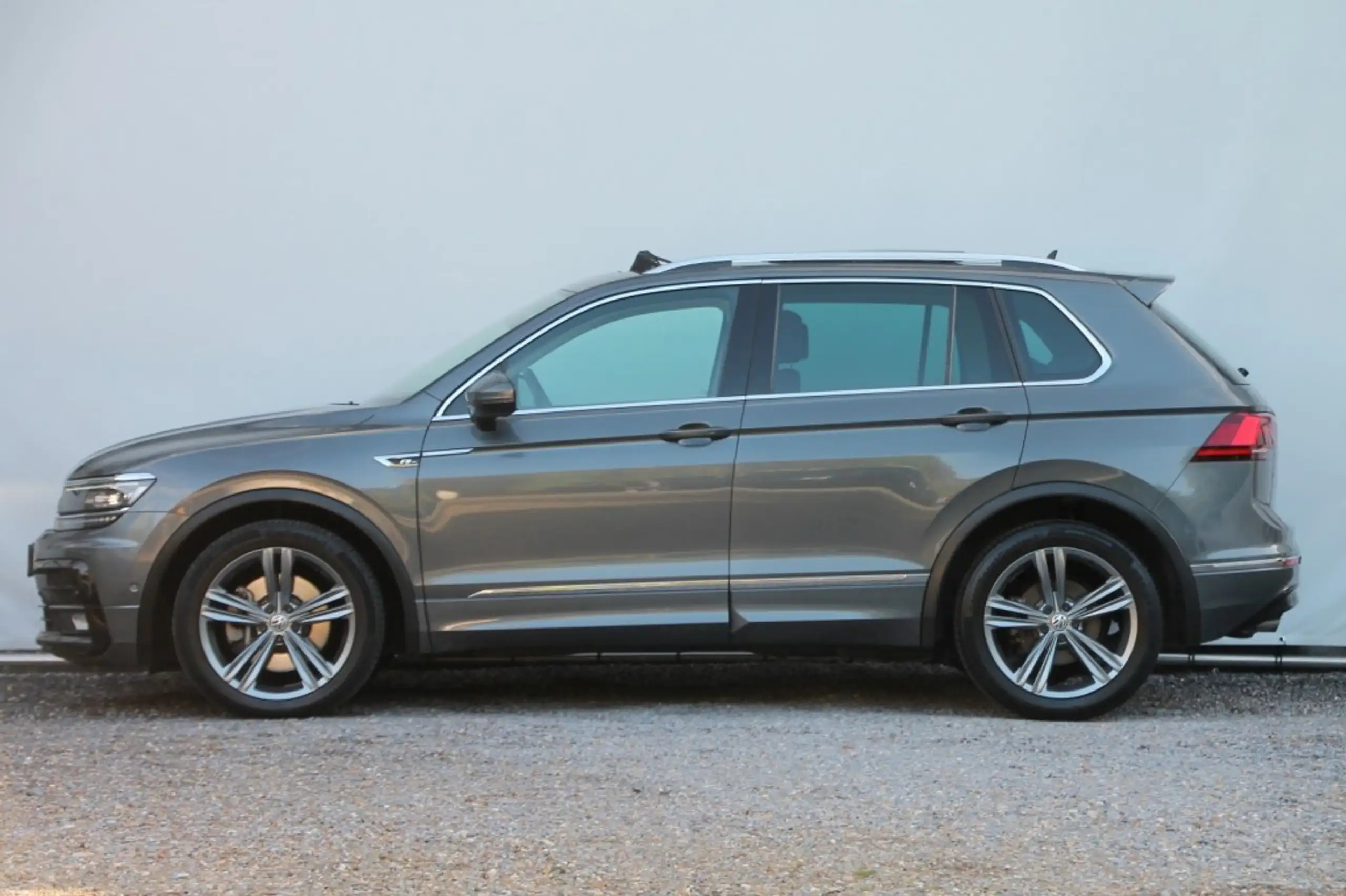 Volkswagen - Tiguan