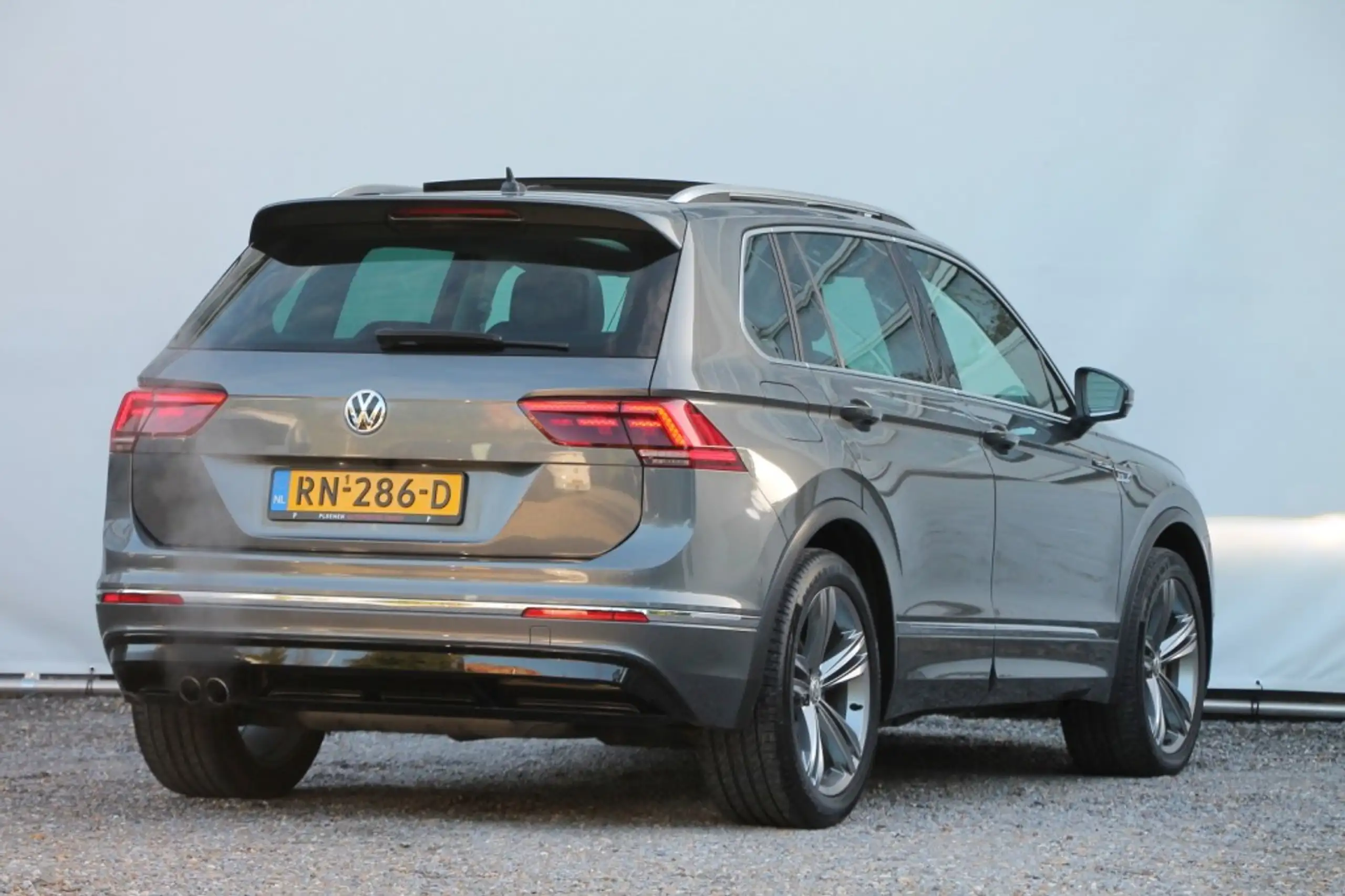 Volkswagen - Tiguan