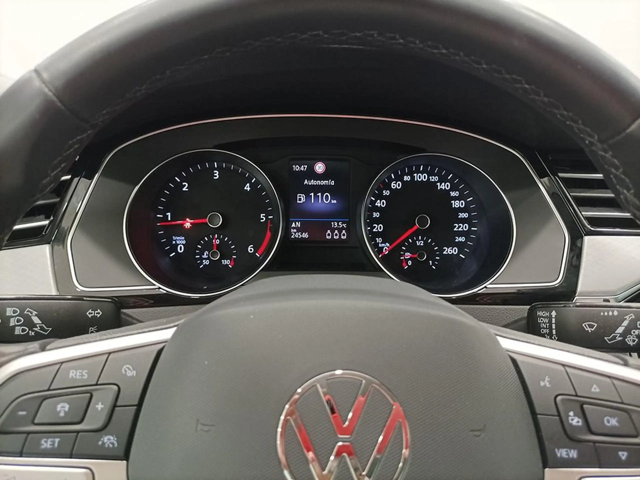 Volkswagen - Passat