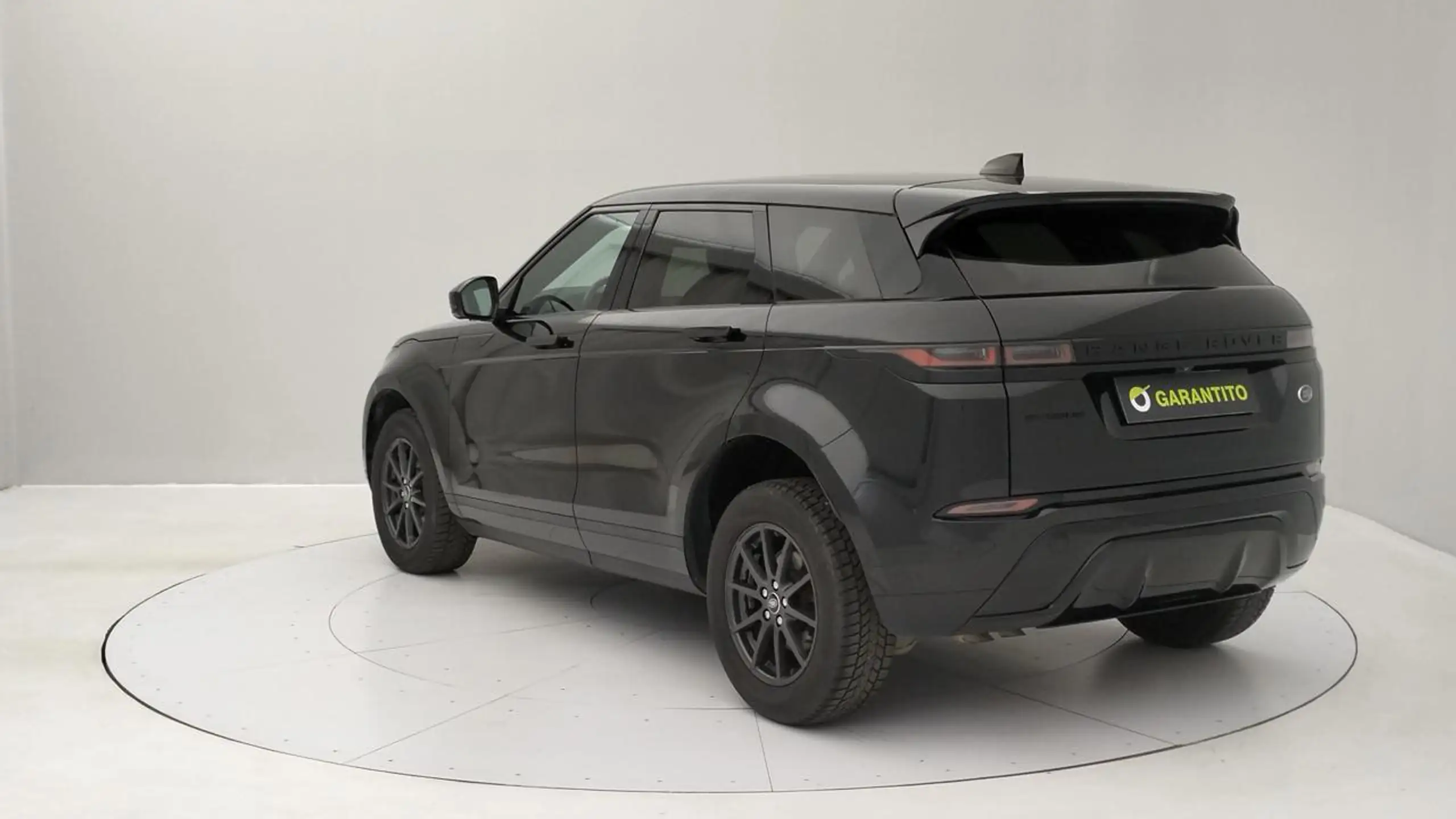 Land Rover - Range Rover Evoque