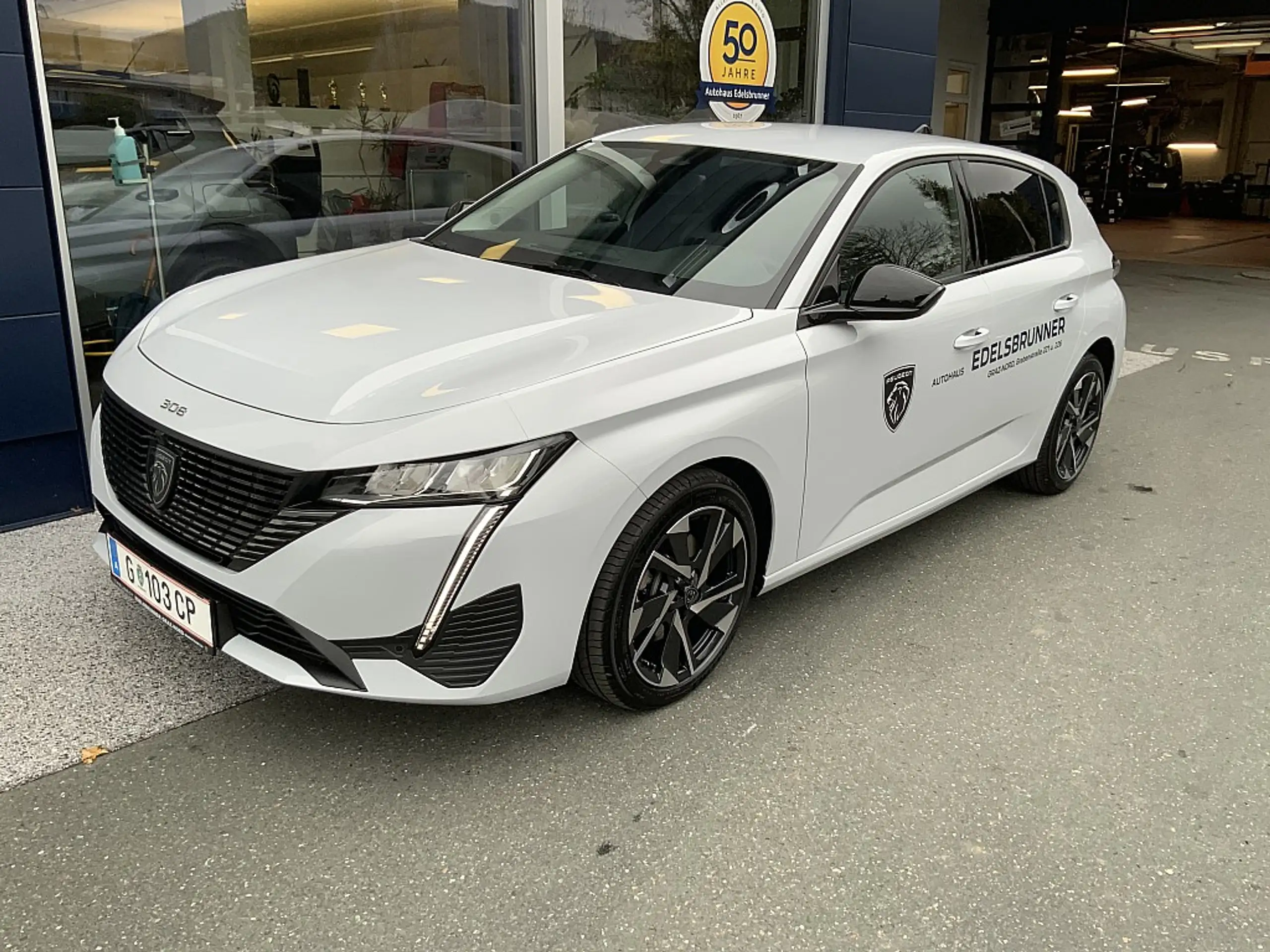 Peugeot - 308