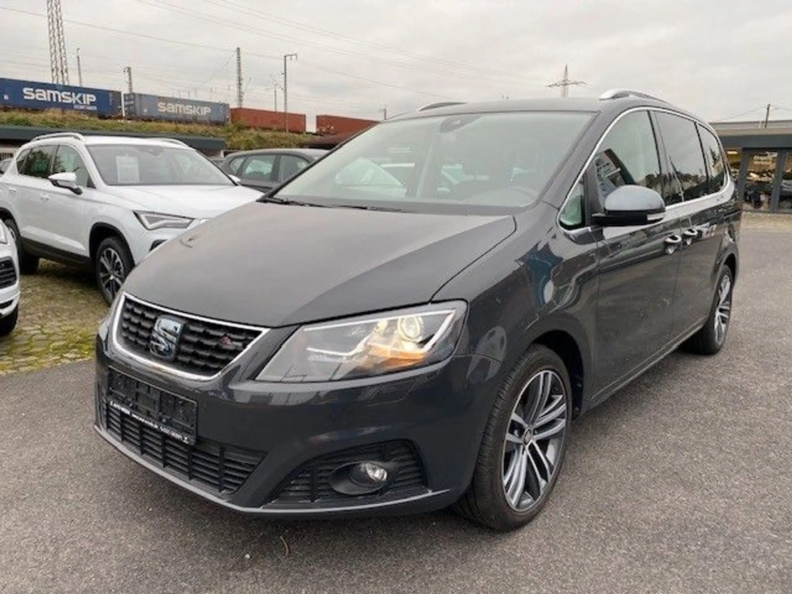 SEAT - Alhambra