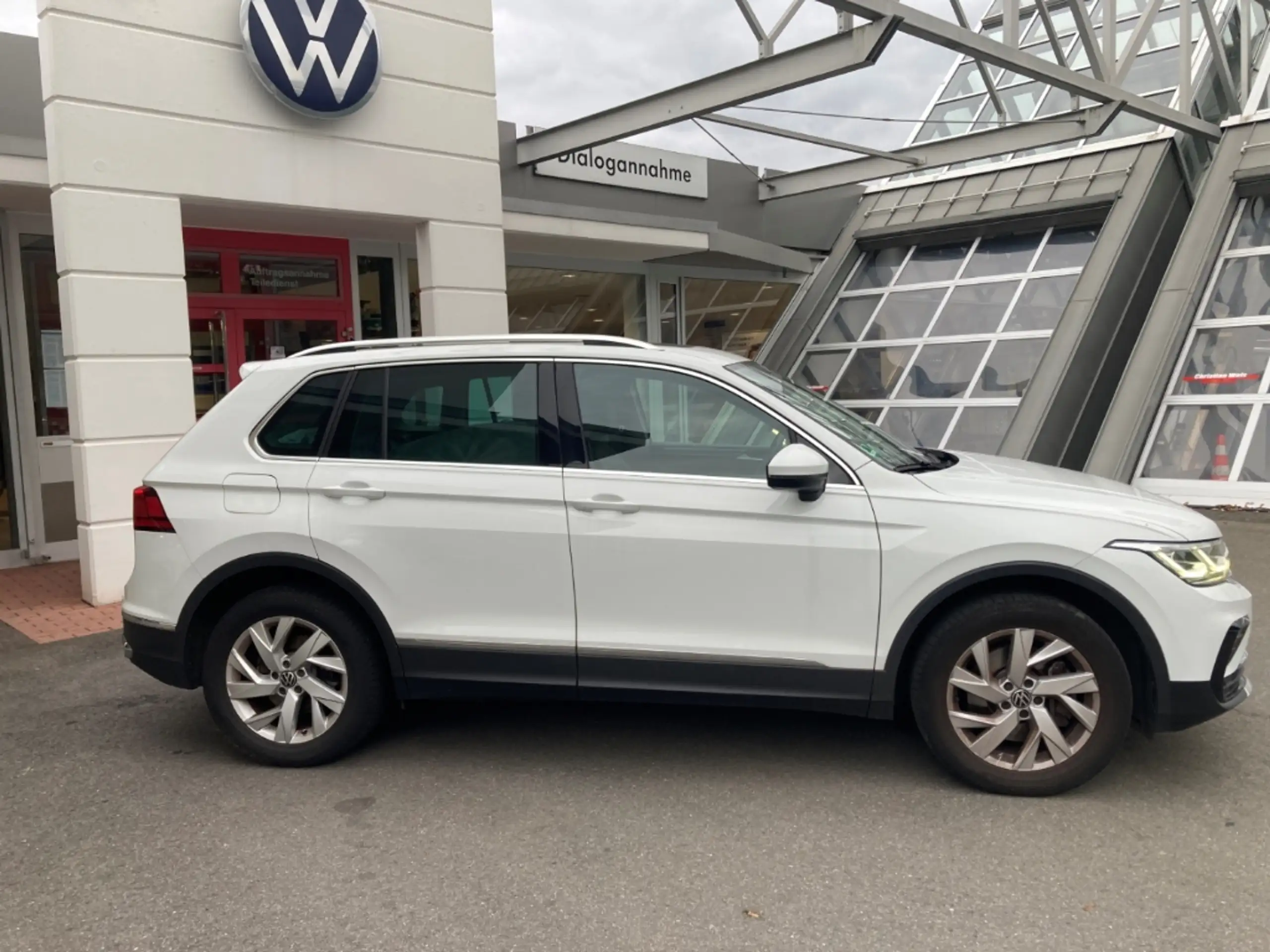 Volkswagen - Tiguan