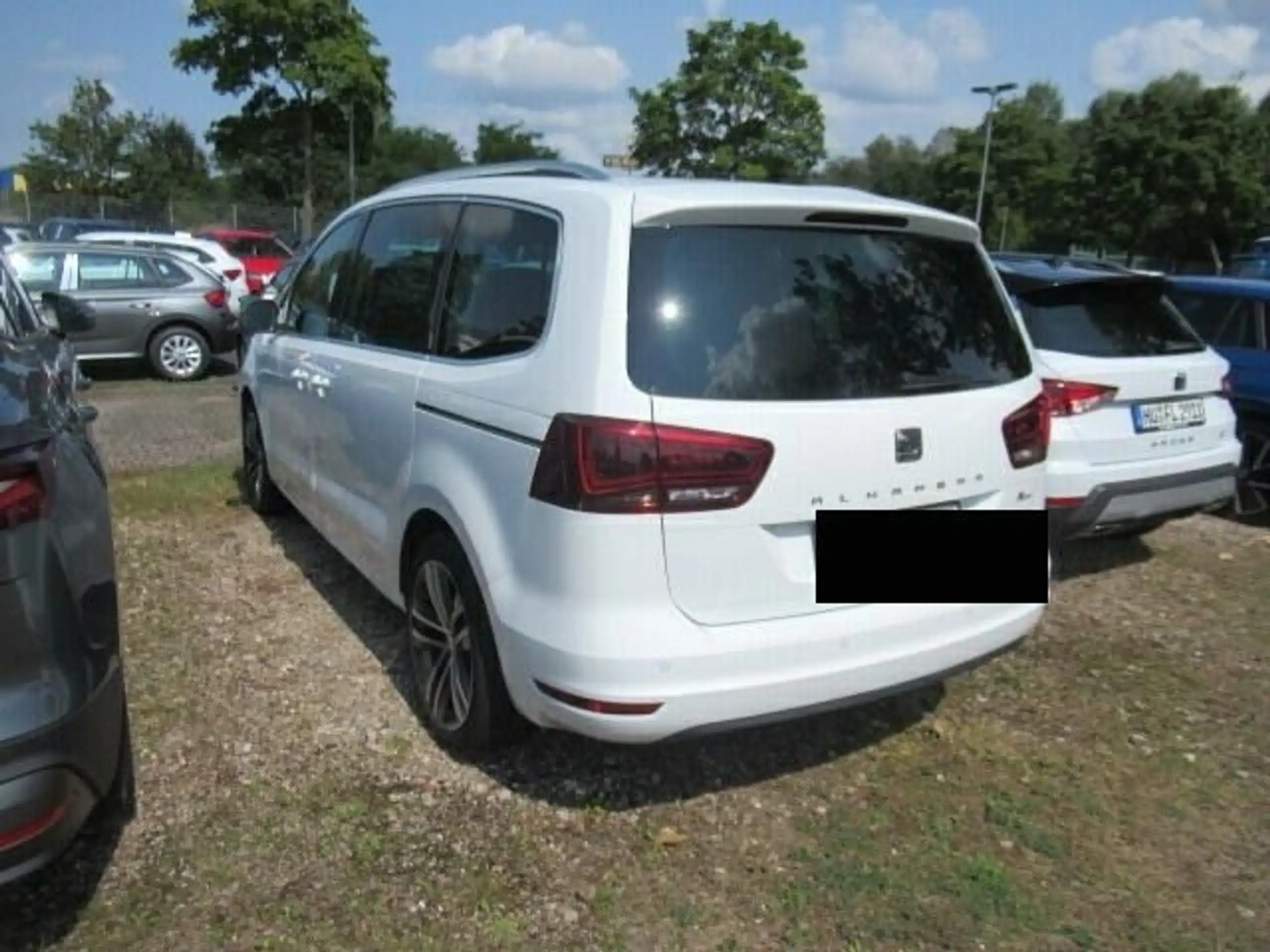 SEAT - Alhambra