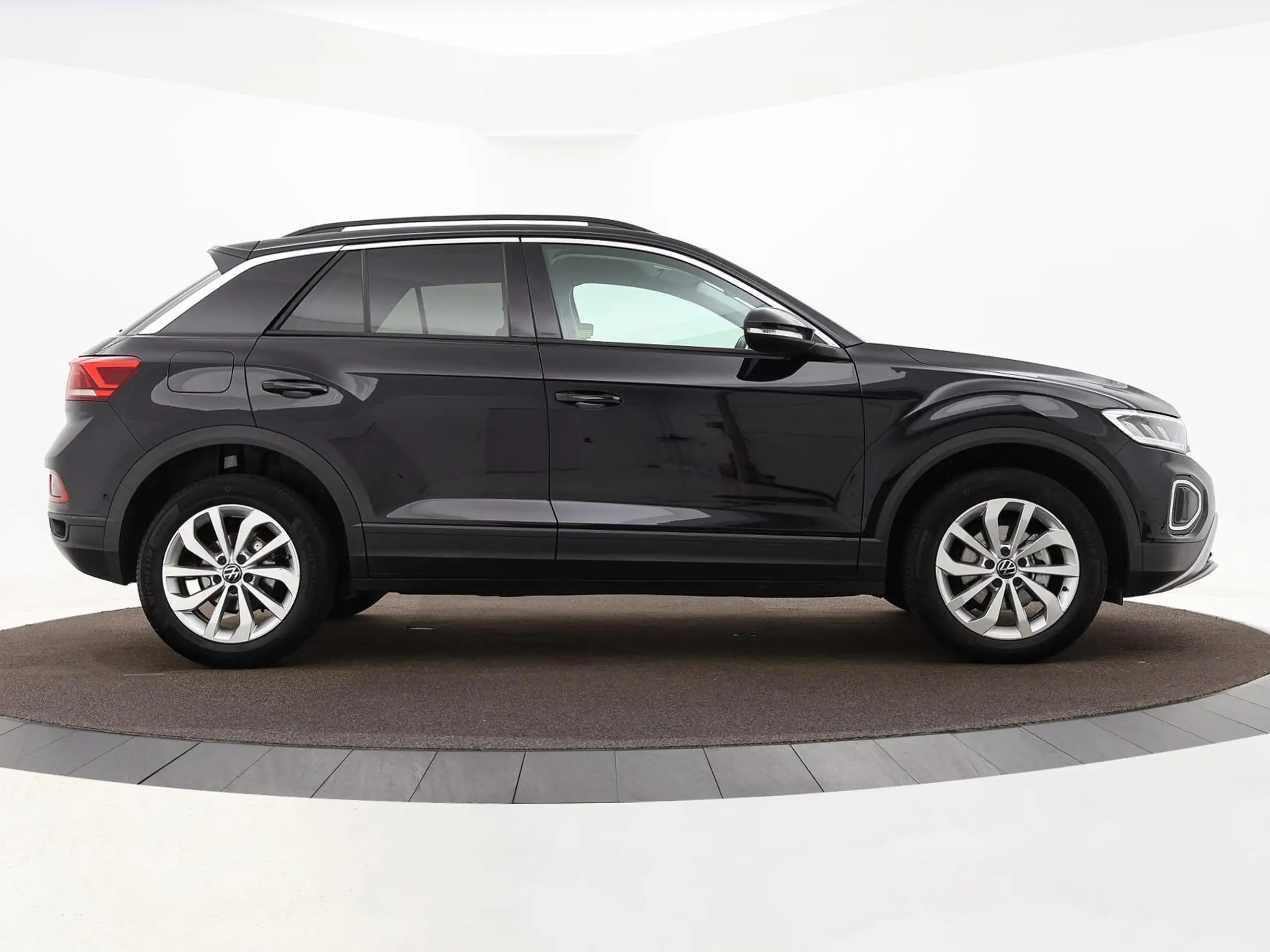 Volkswagen T-Roc 2023