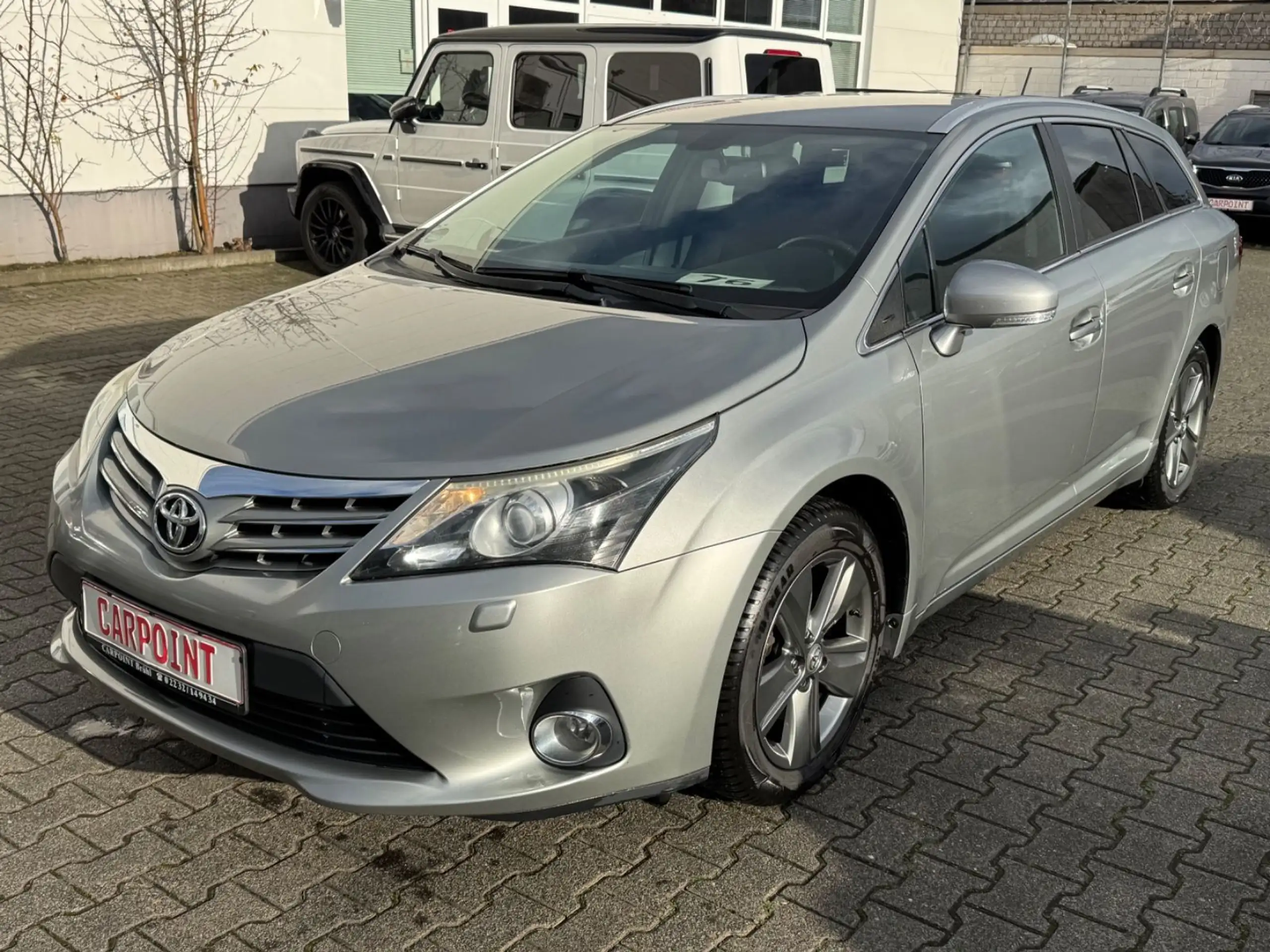 Toyota - Avensis