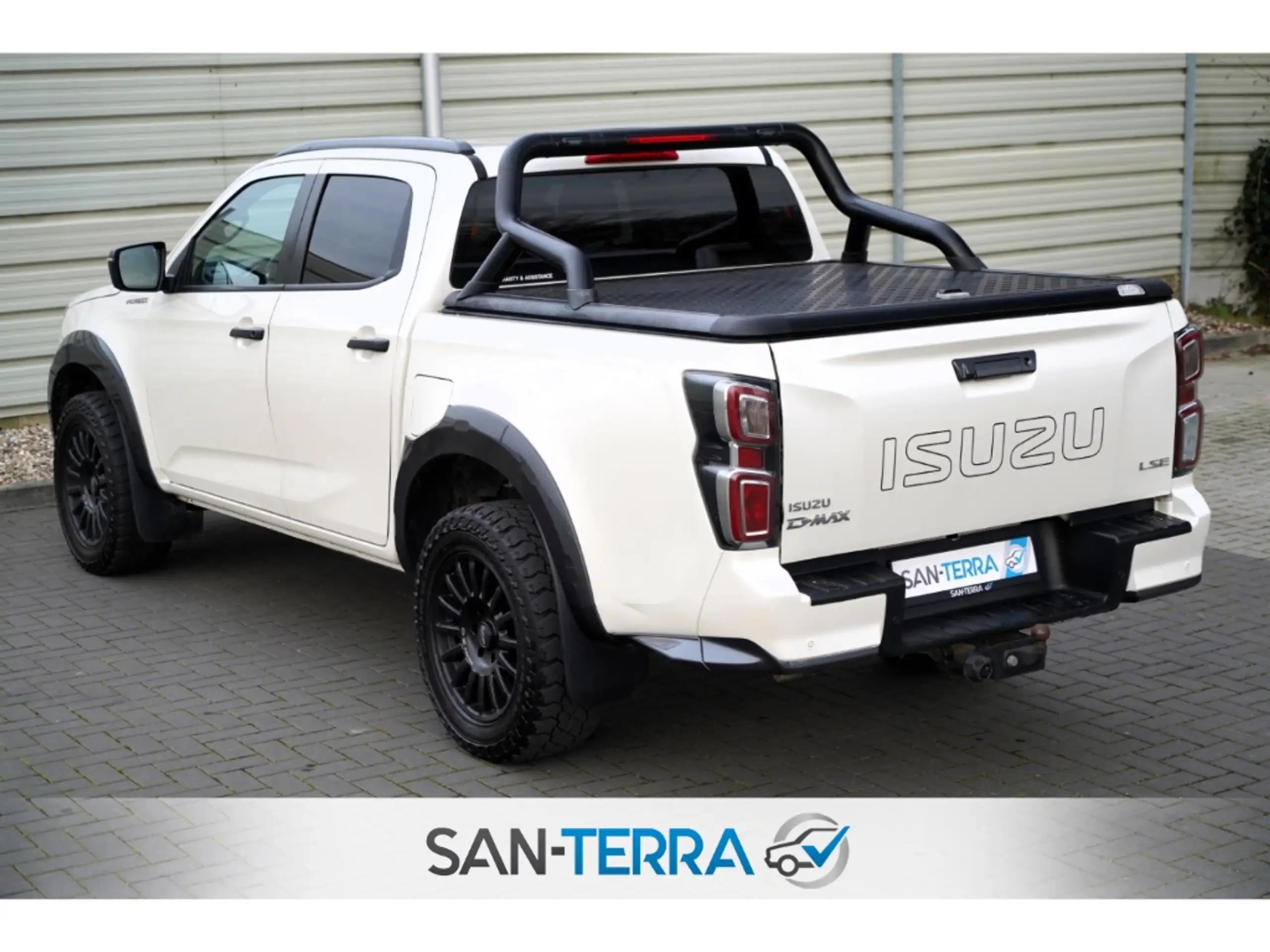 Isuzu - D-Max