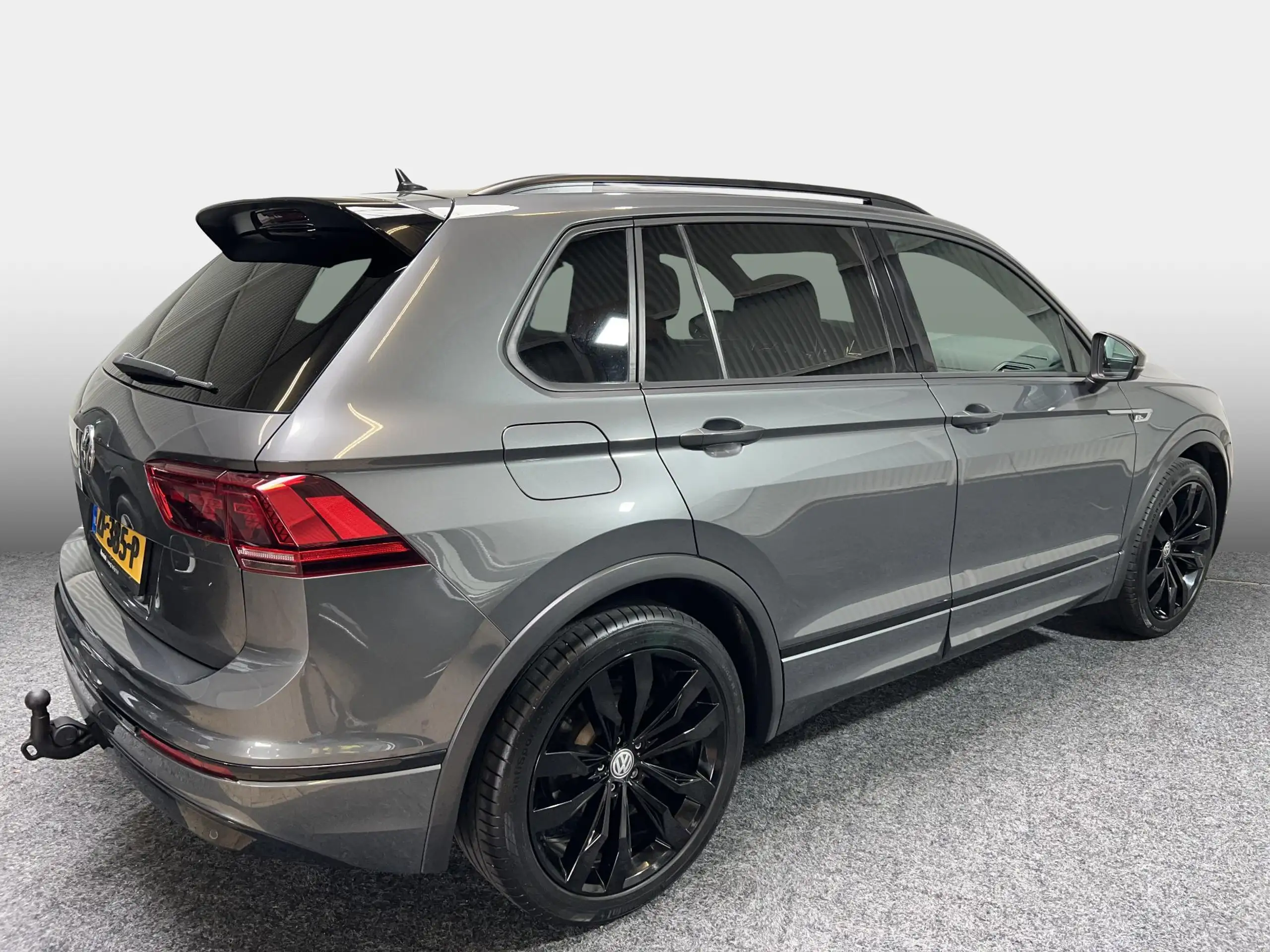 Volkswagen - Tiguan