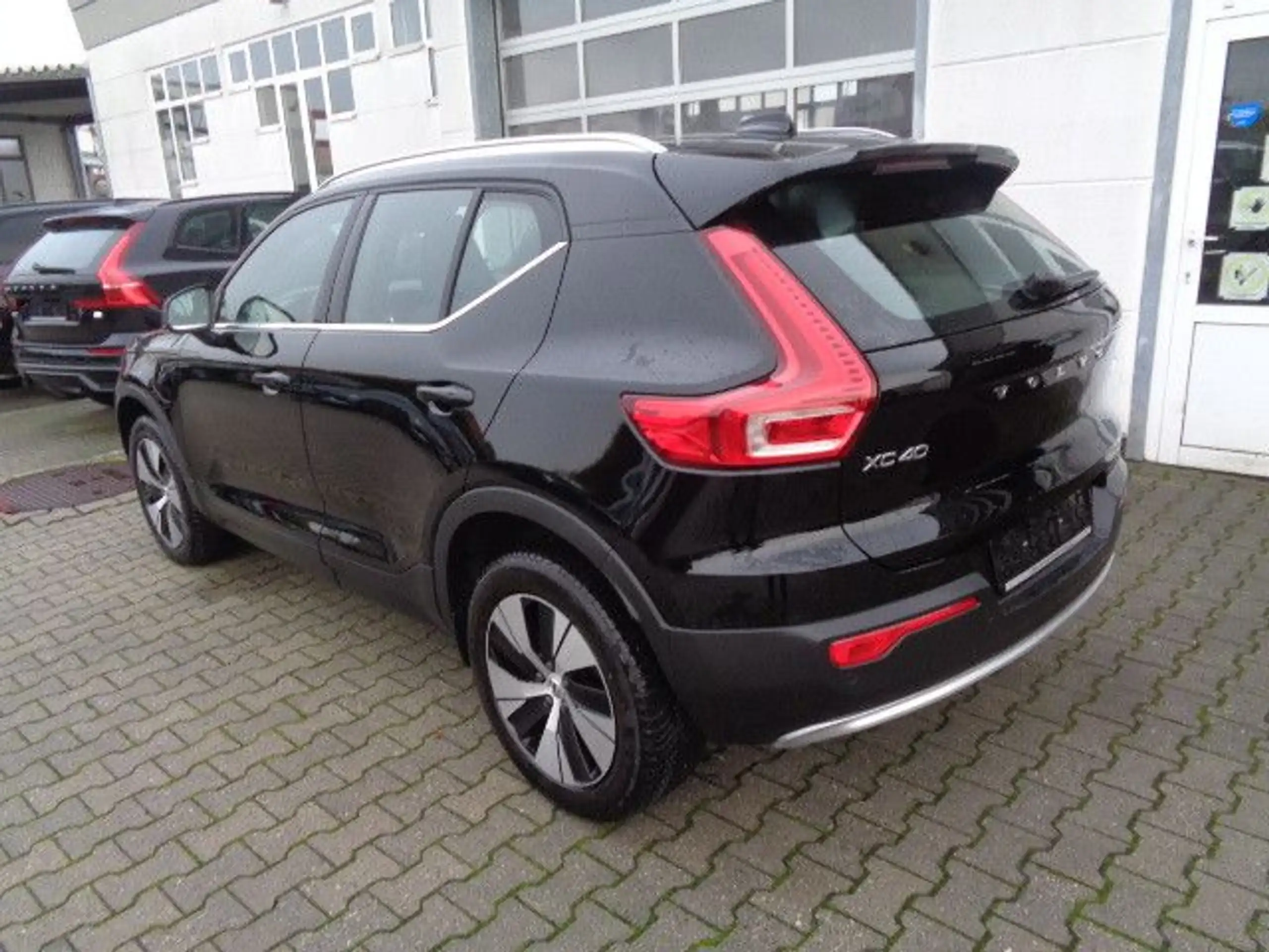 Volvo - XC40