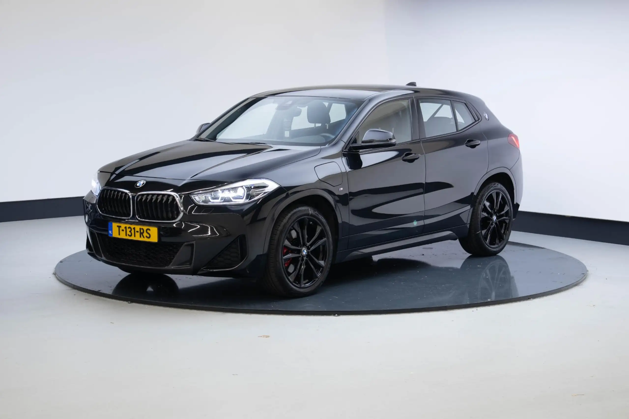 BMW - X2