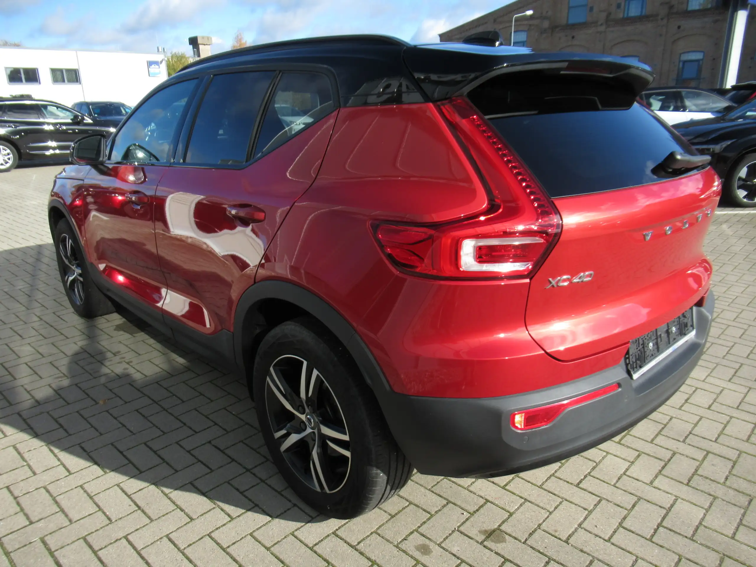 Volvo - XC40