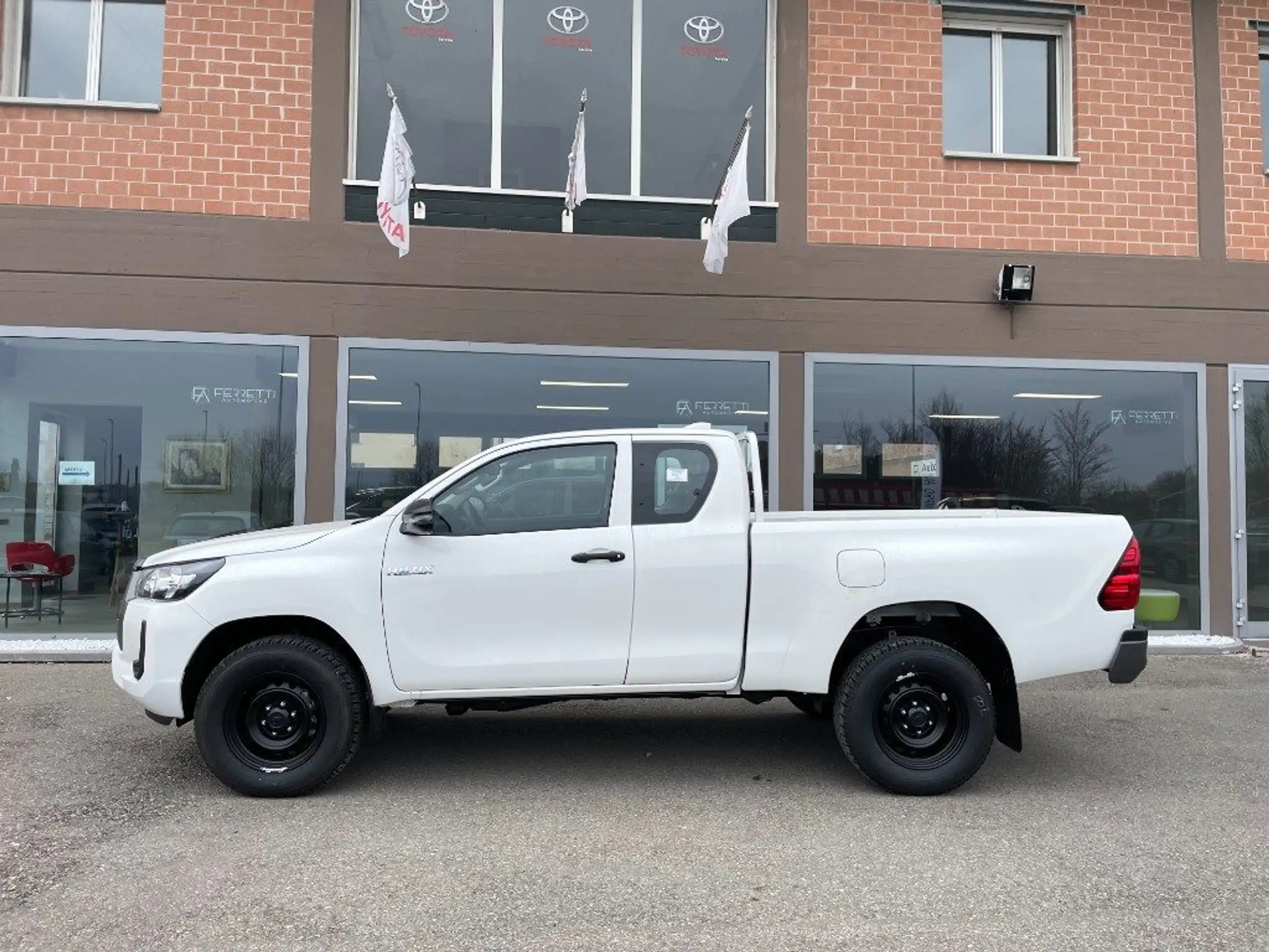 Toyota - Hilux