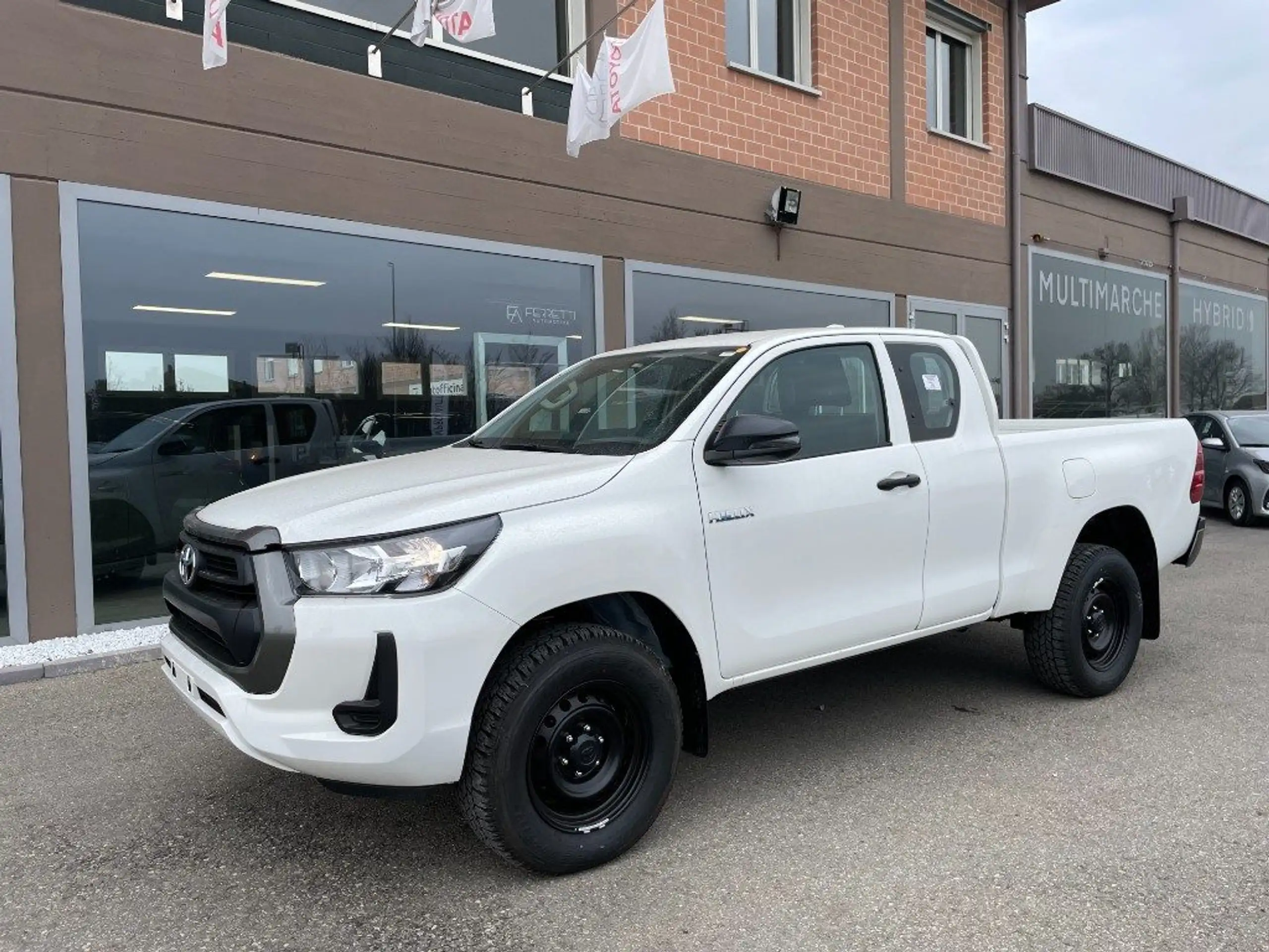 Toyota - Hilux