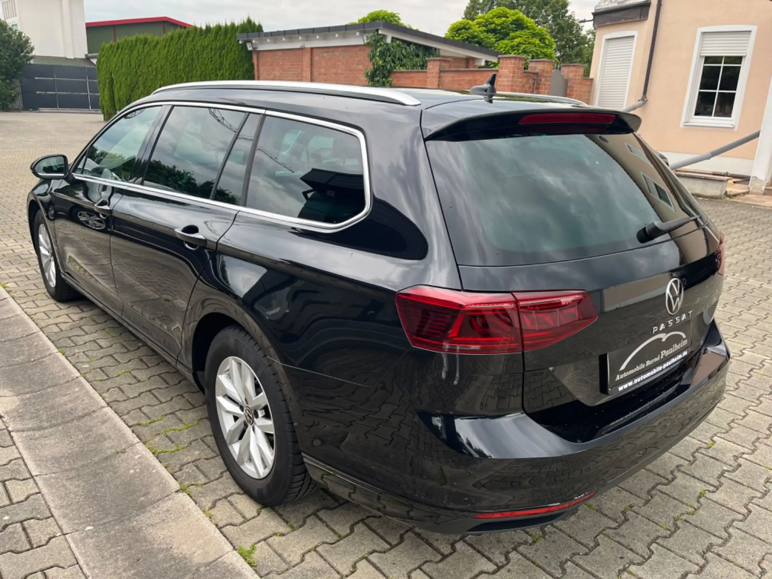 Volkswagen - Passat Variant