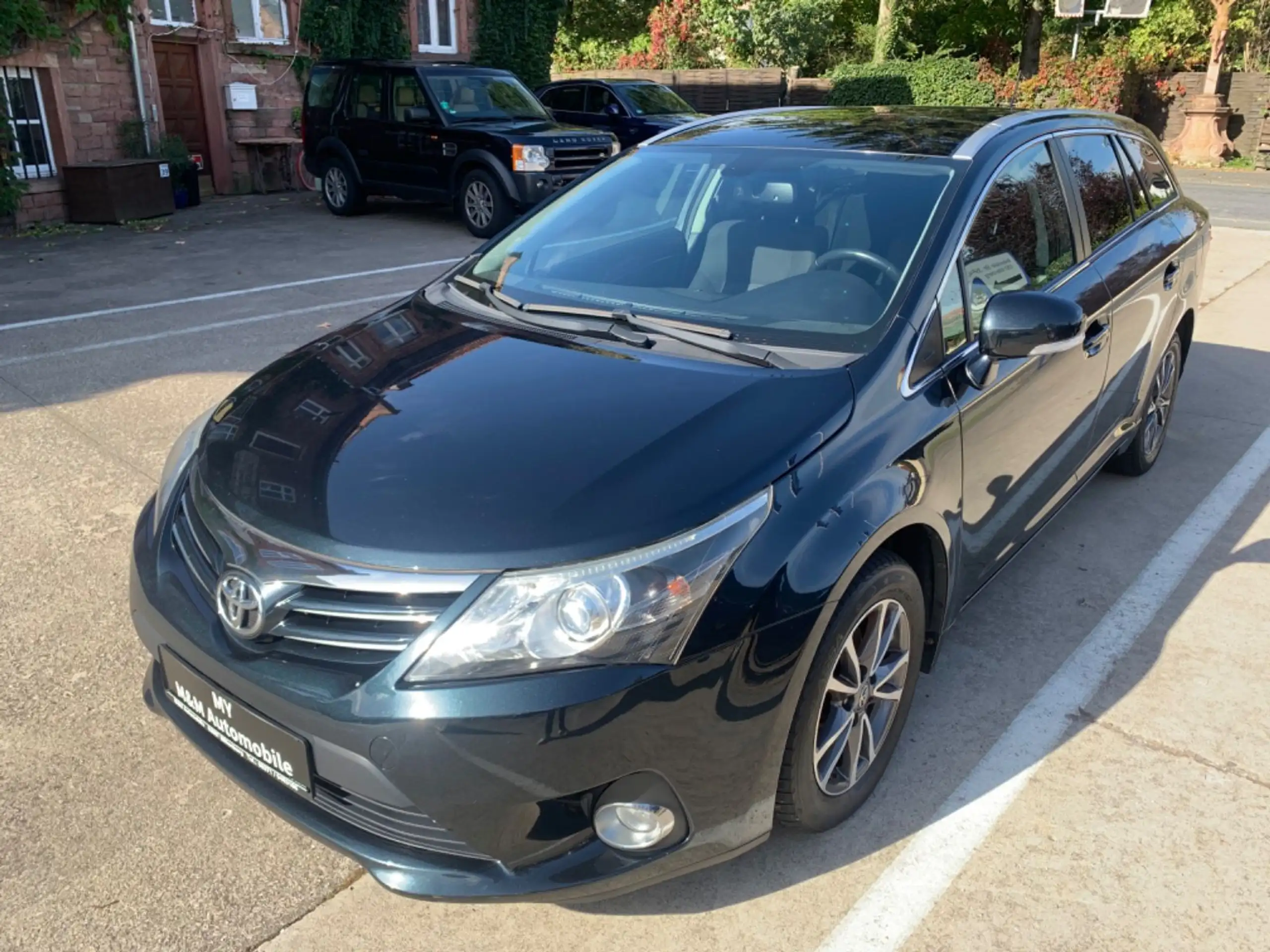 Toyota - Avensis