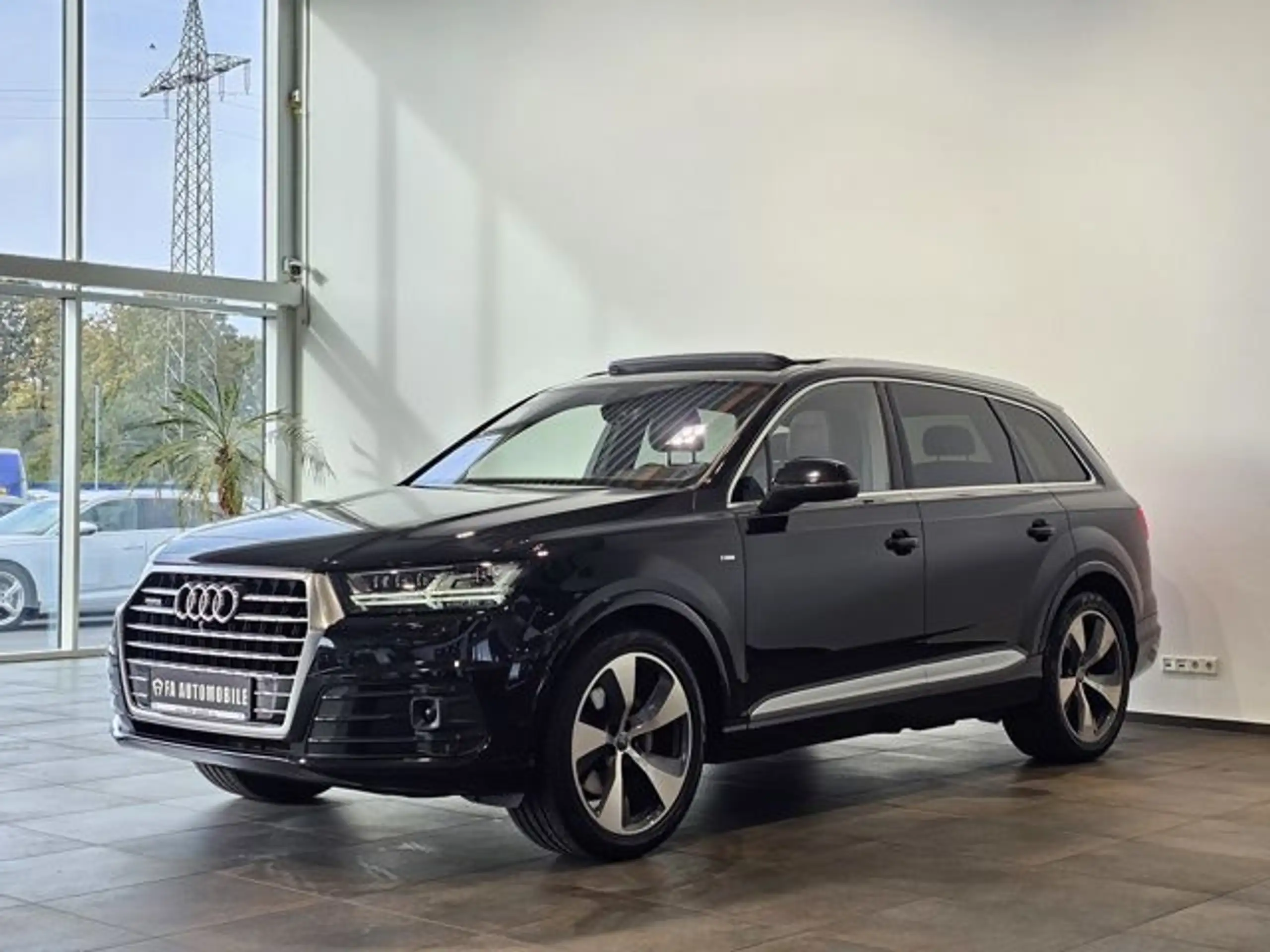 Audi - Q7