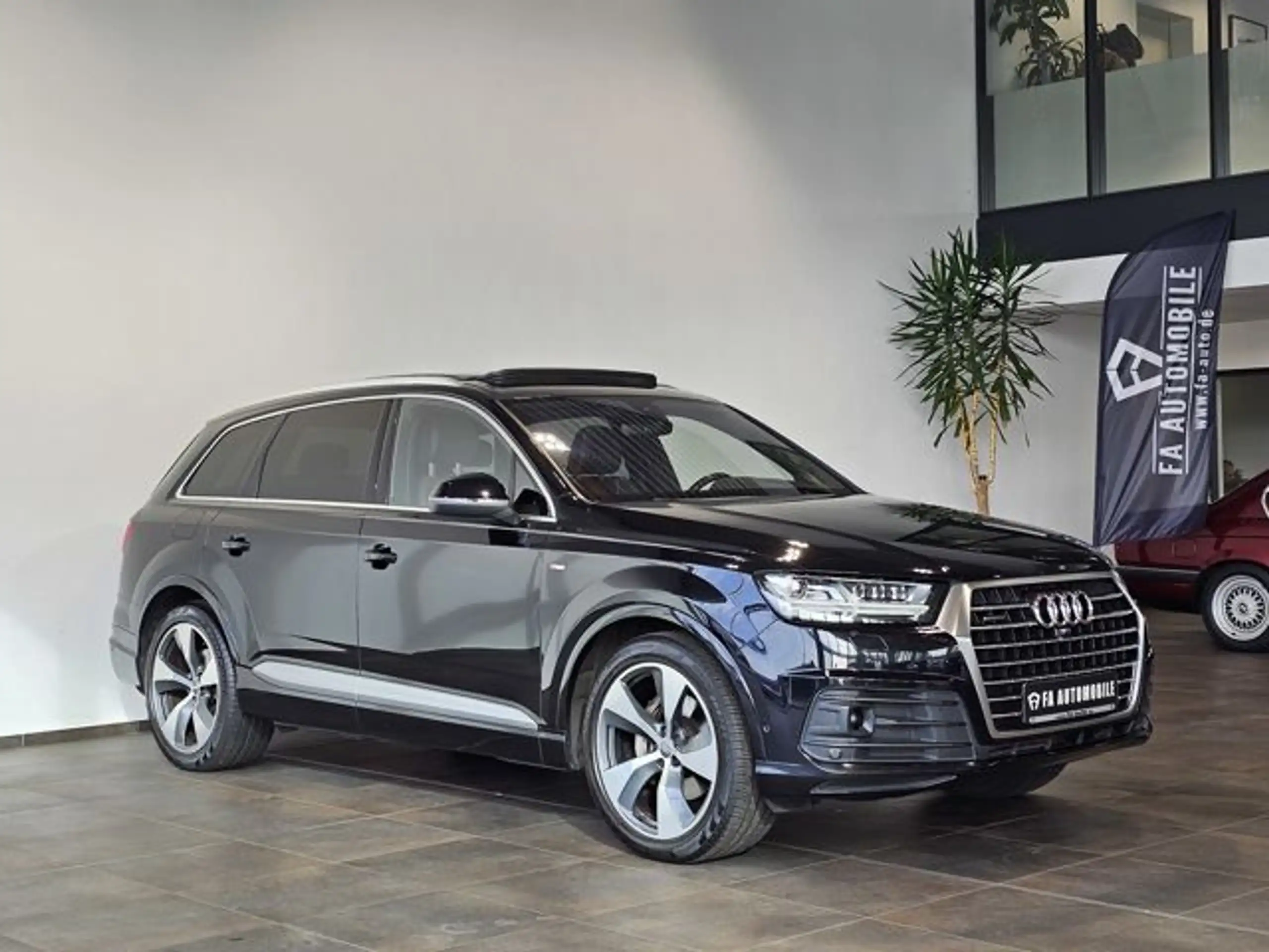 Audi - Q7