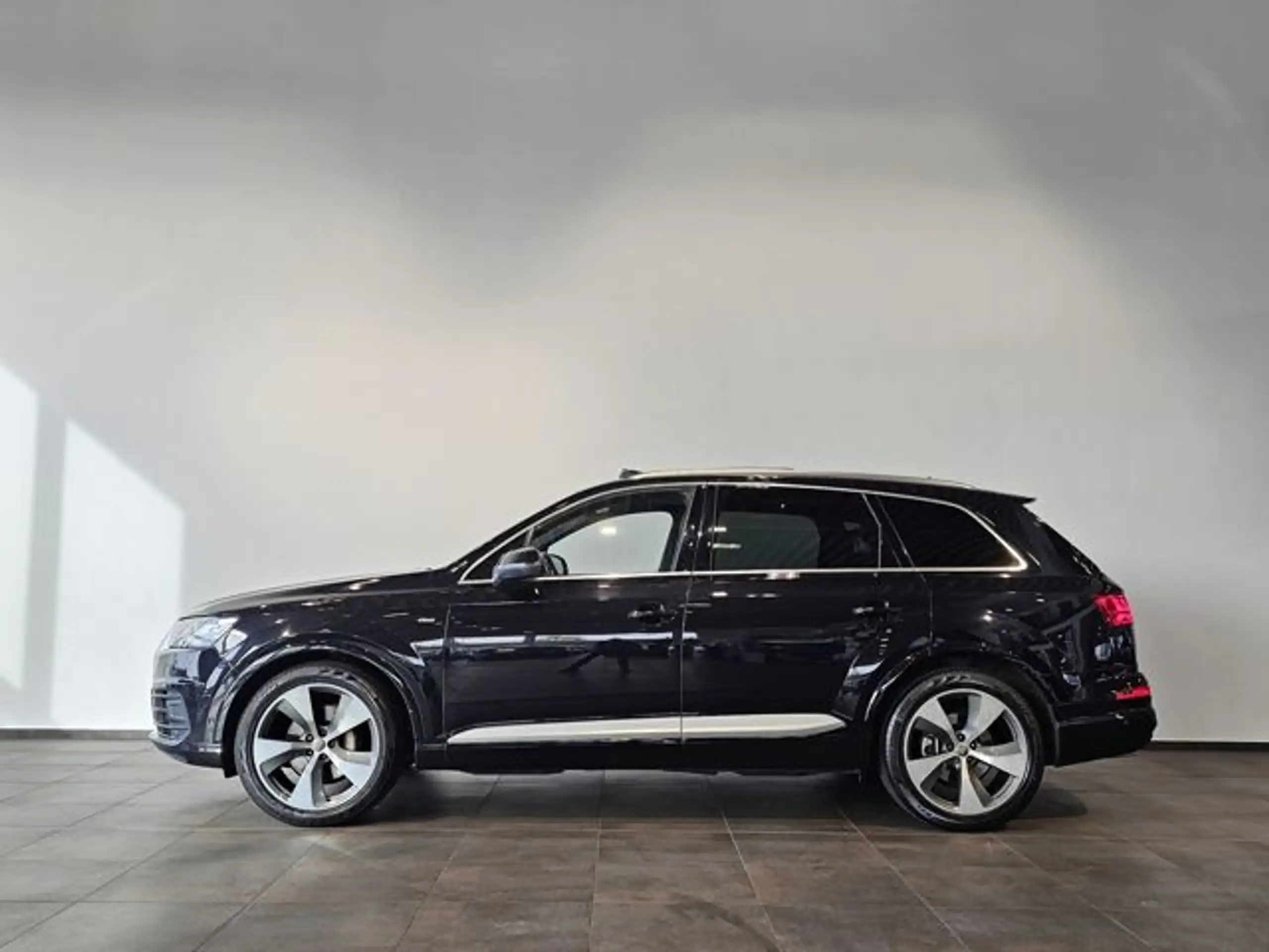 Audi - Q7