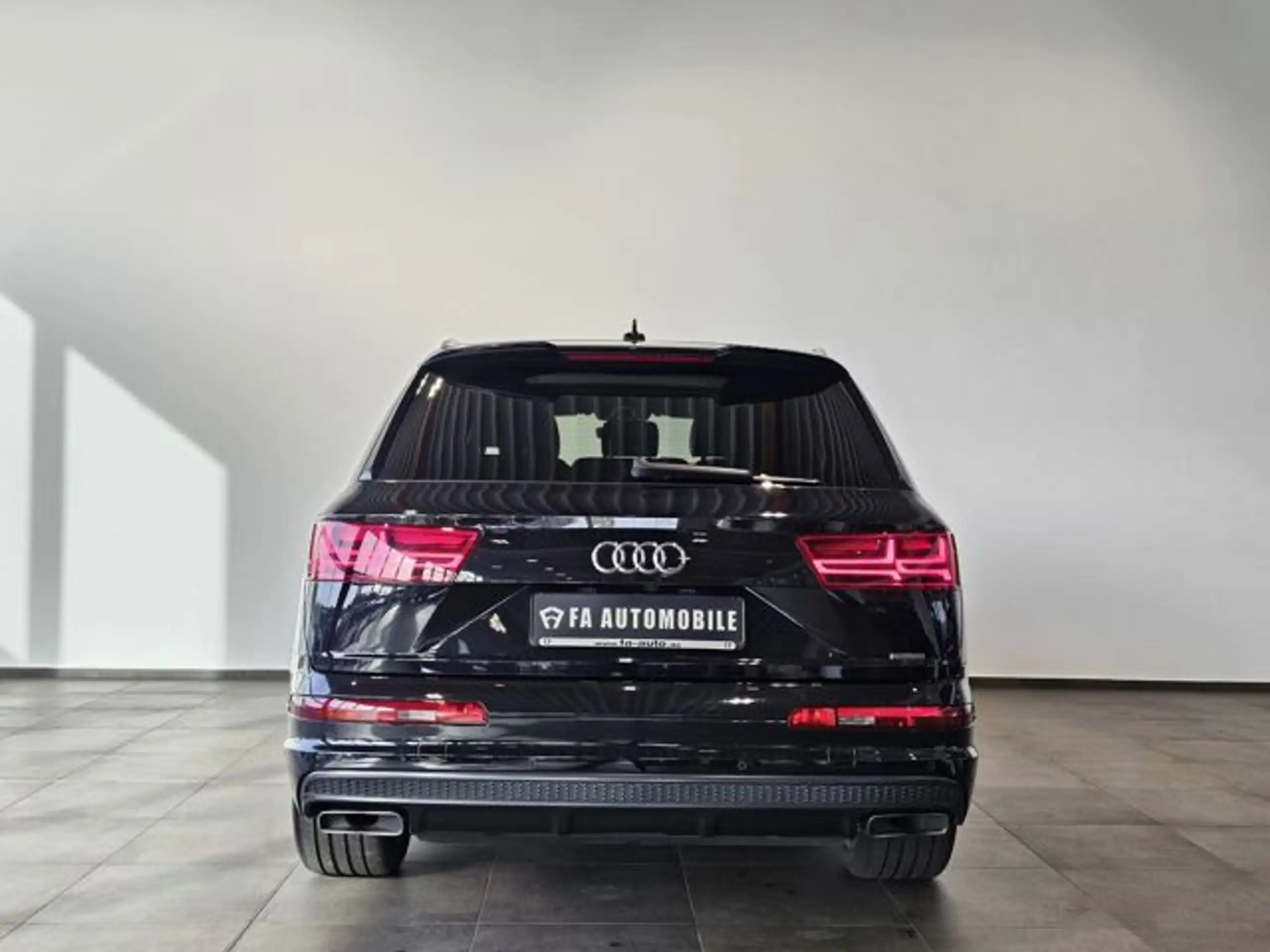 Audi - Q7