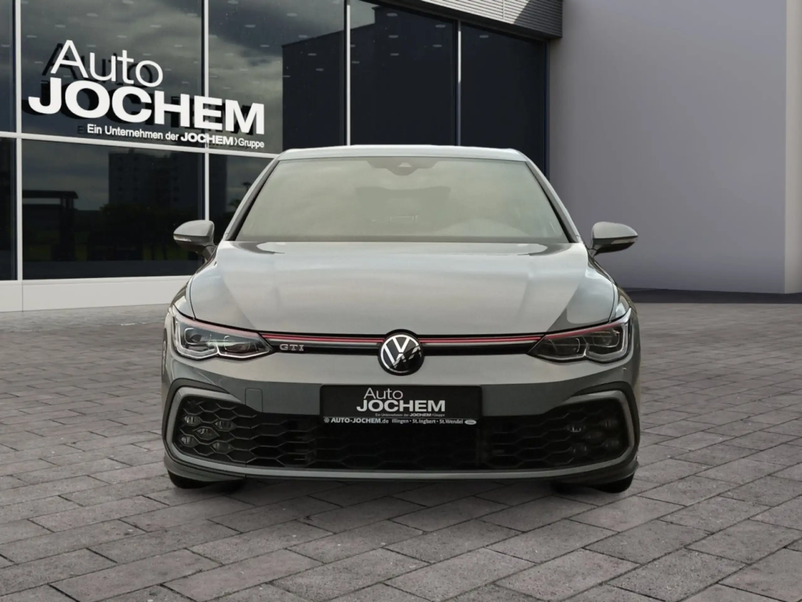 Volkswagen - Golf