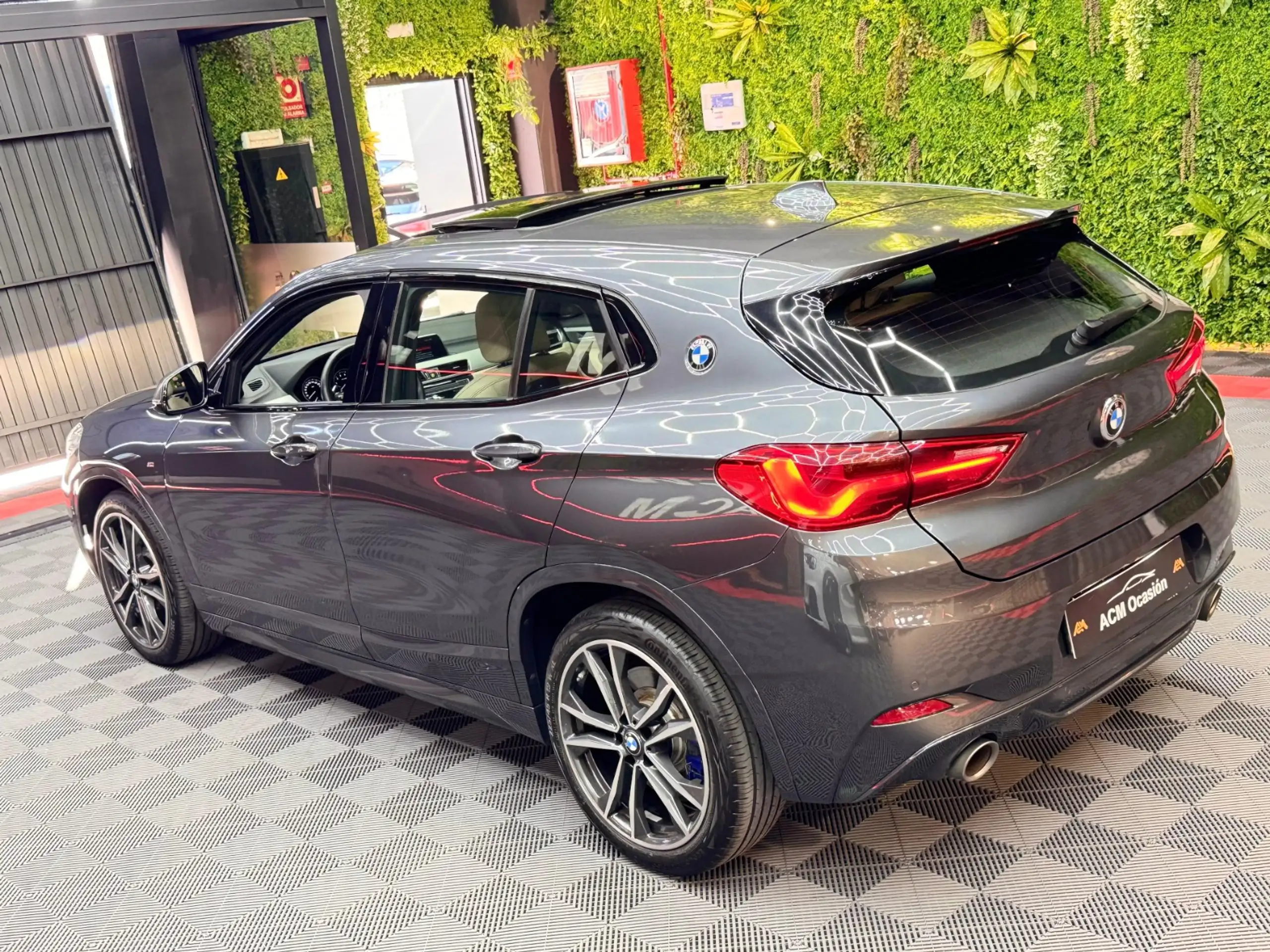 BMW - X2 M