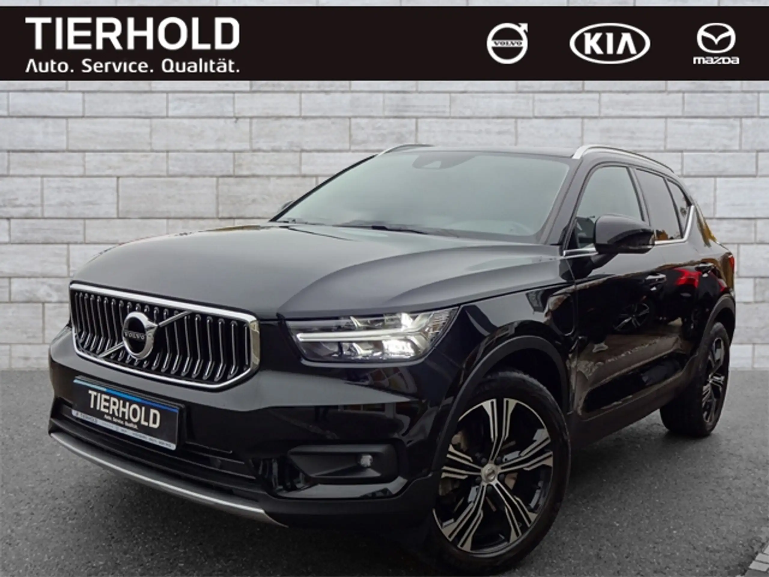 Volvo - XC40