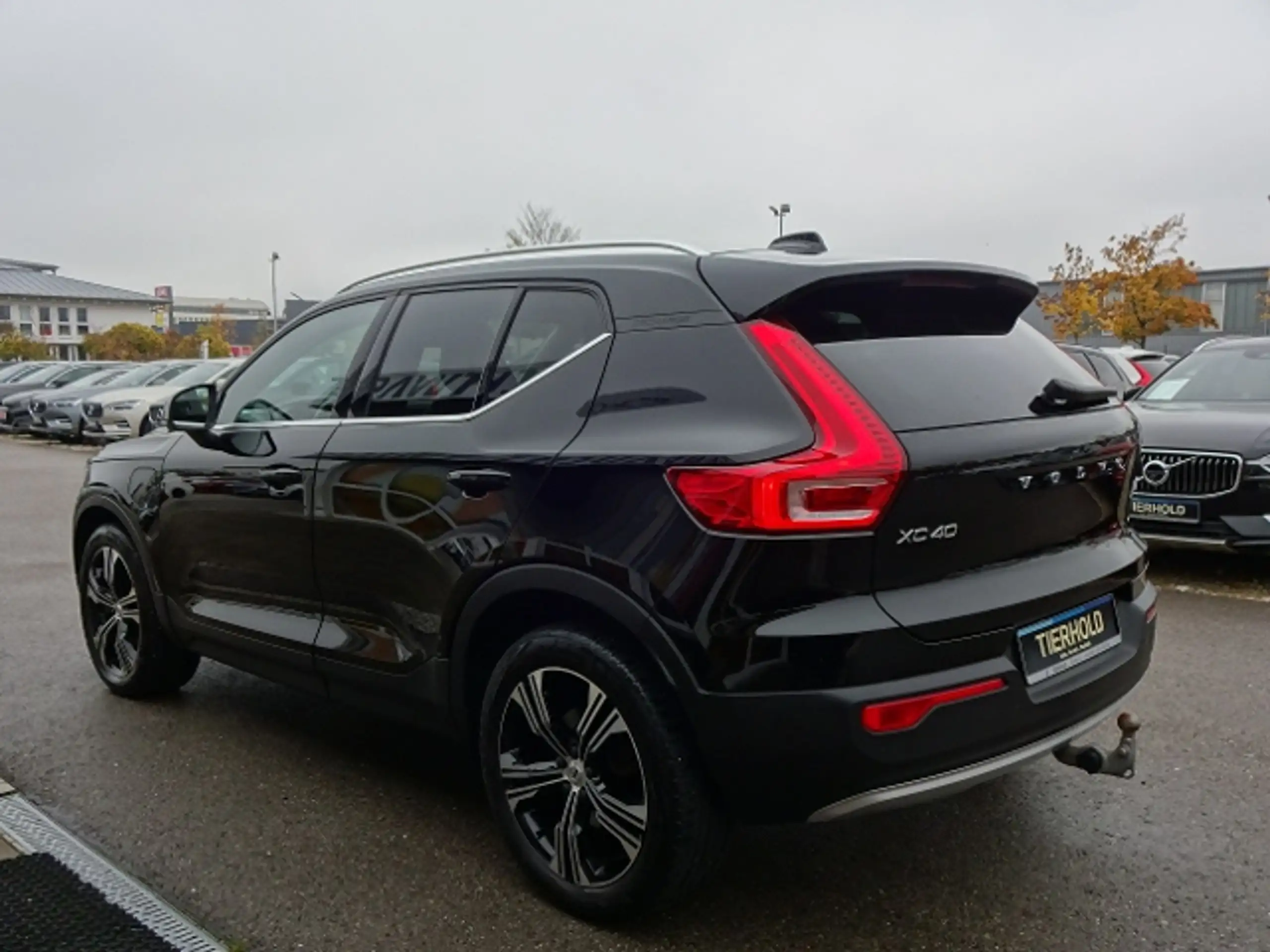 Volvo - XC40