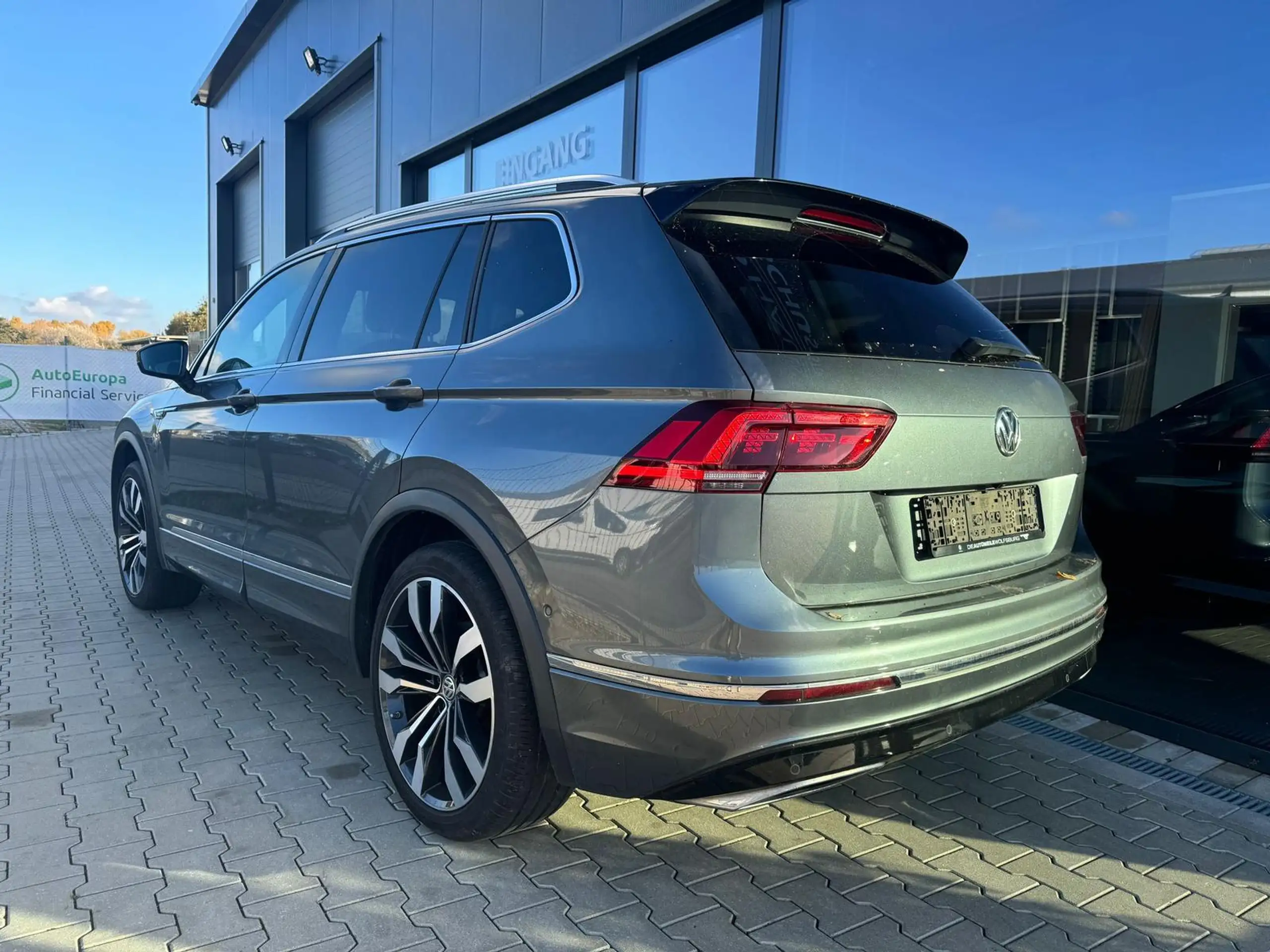 Volkswagen - Tiguan Allspace