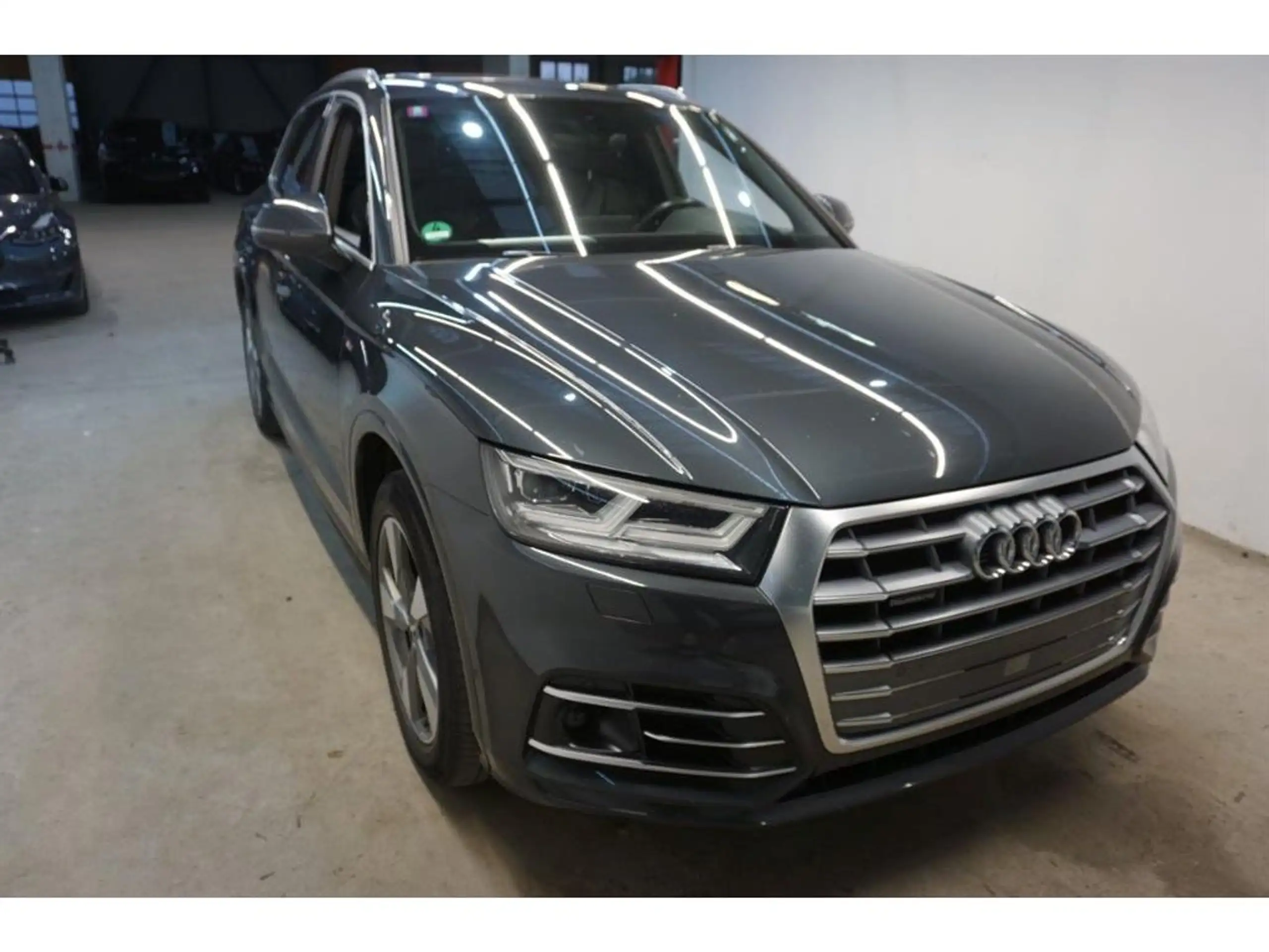 Audi - Q5