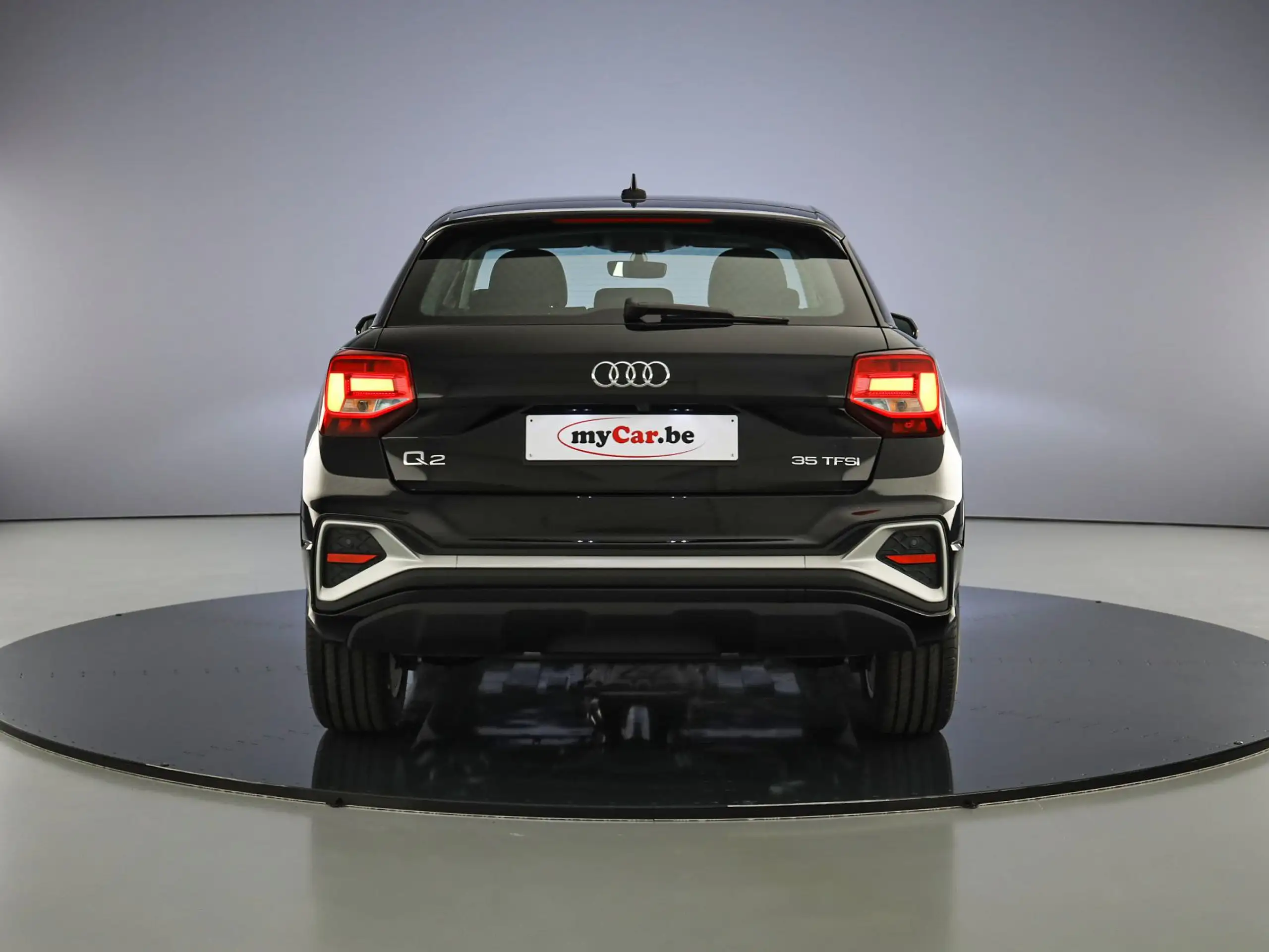 Audi - Q2