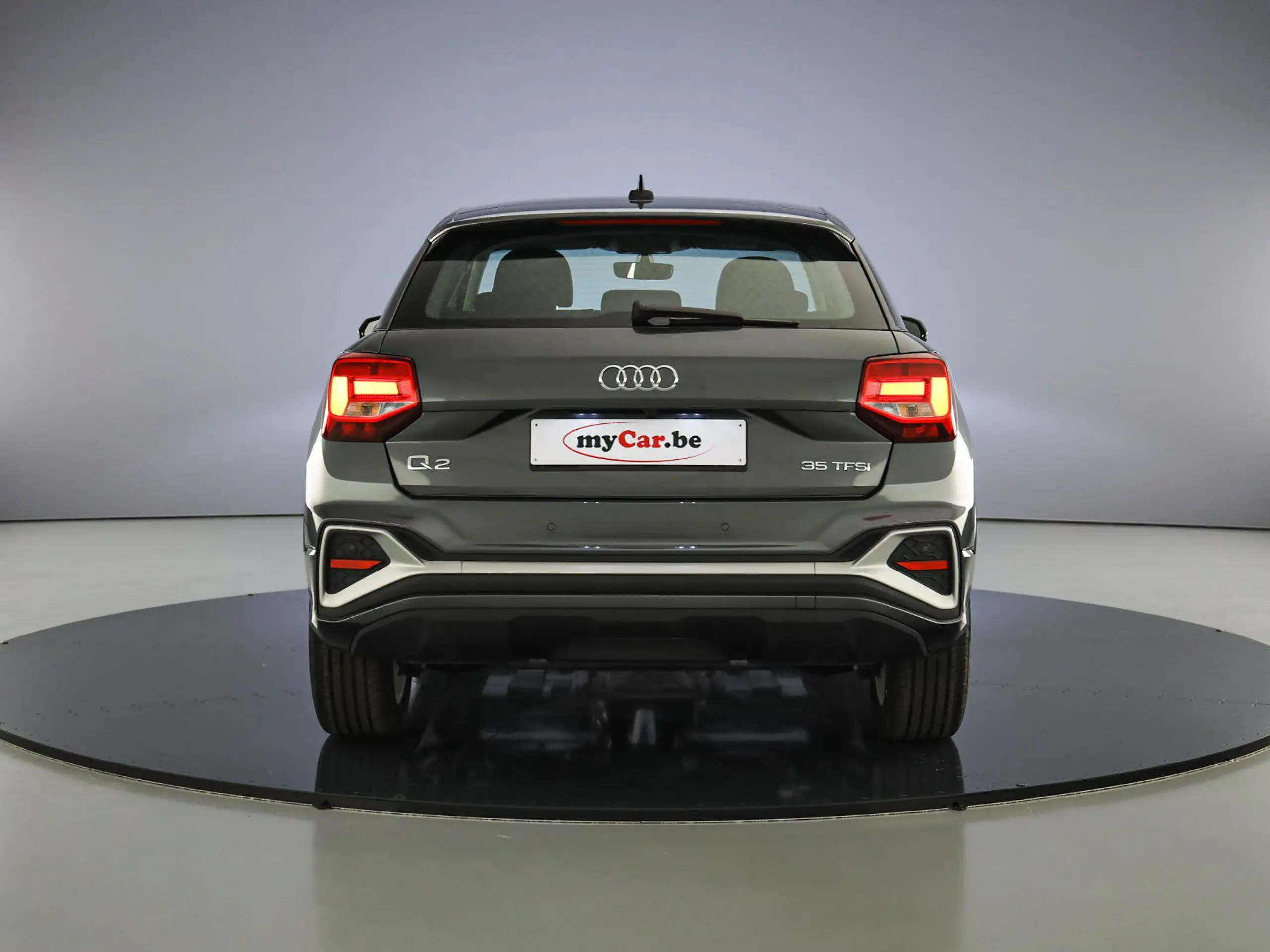 Audi - Q2